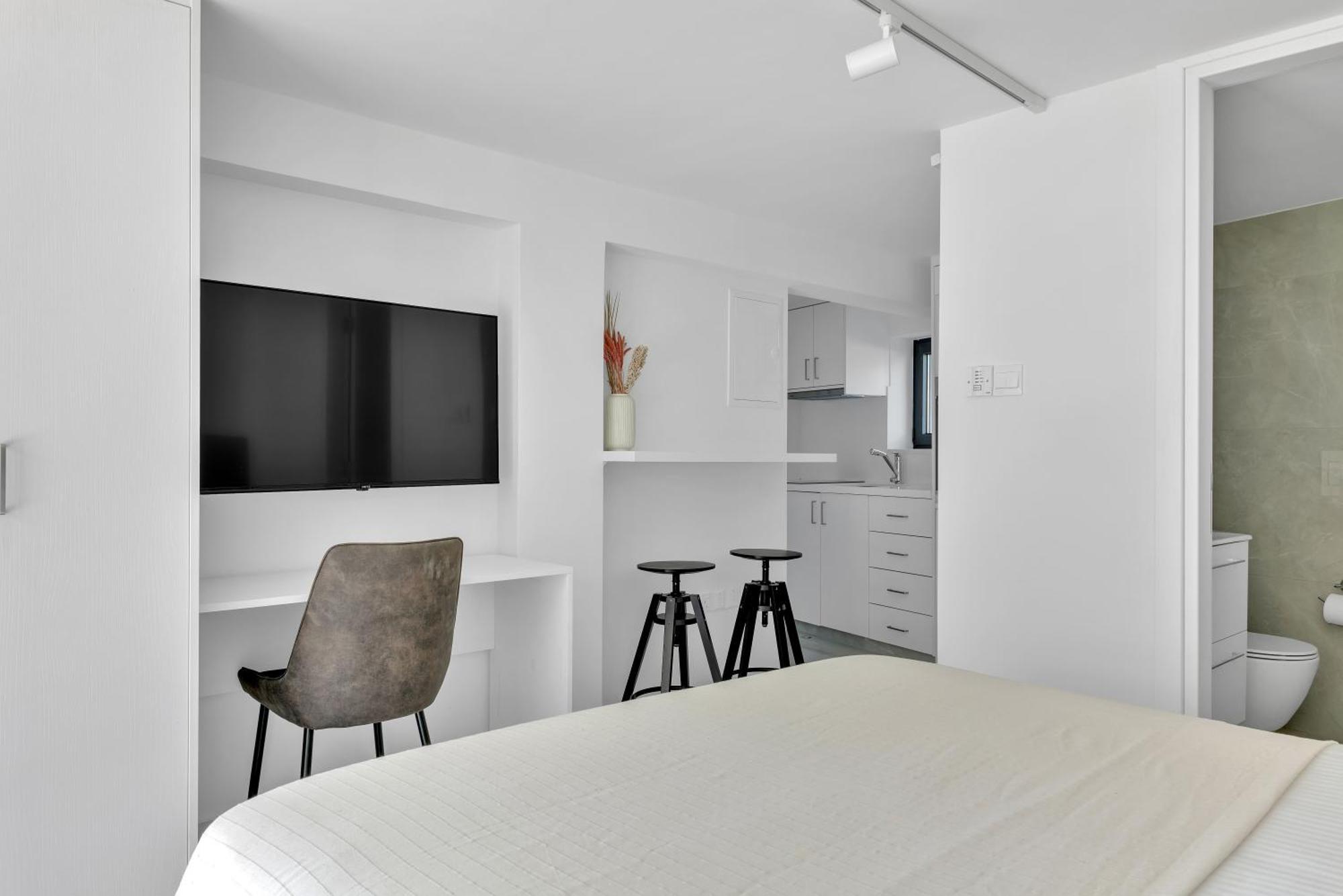 Phaedrus Living Alkminis Seaview Litore