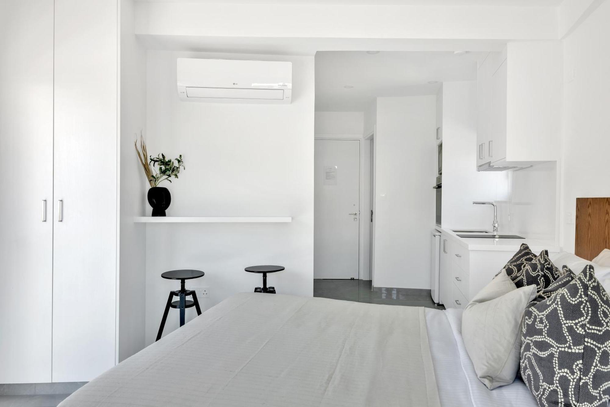 Phaedrus Living Alkminis Seaside Playa Apartment