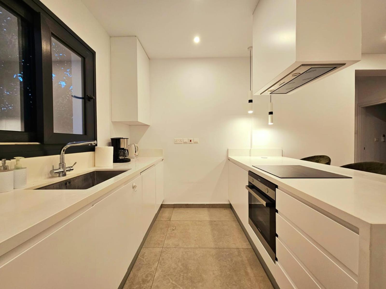 2 Bedrooms *