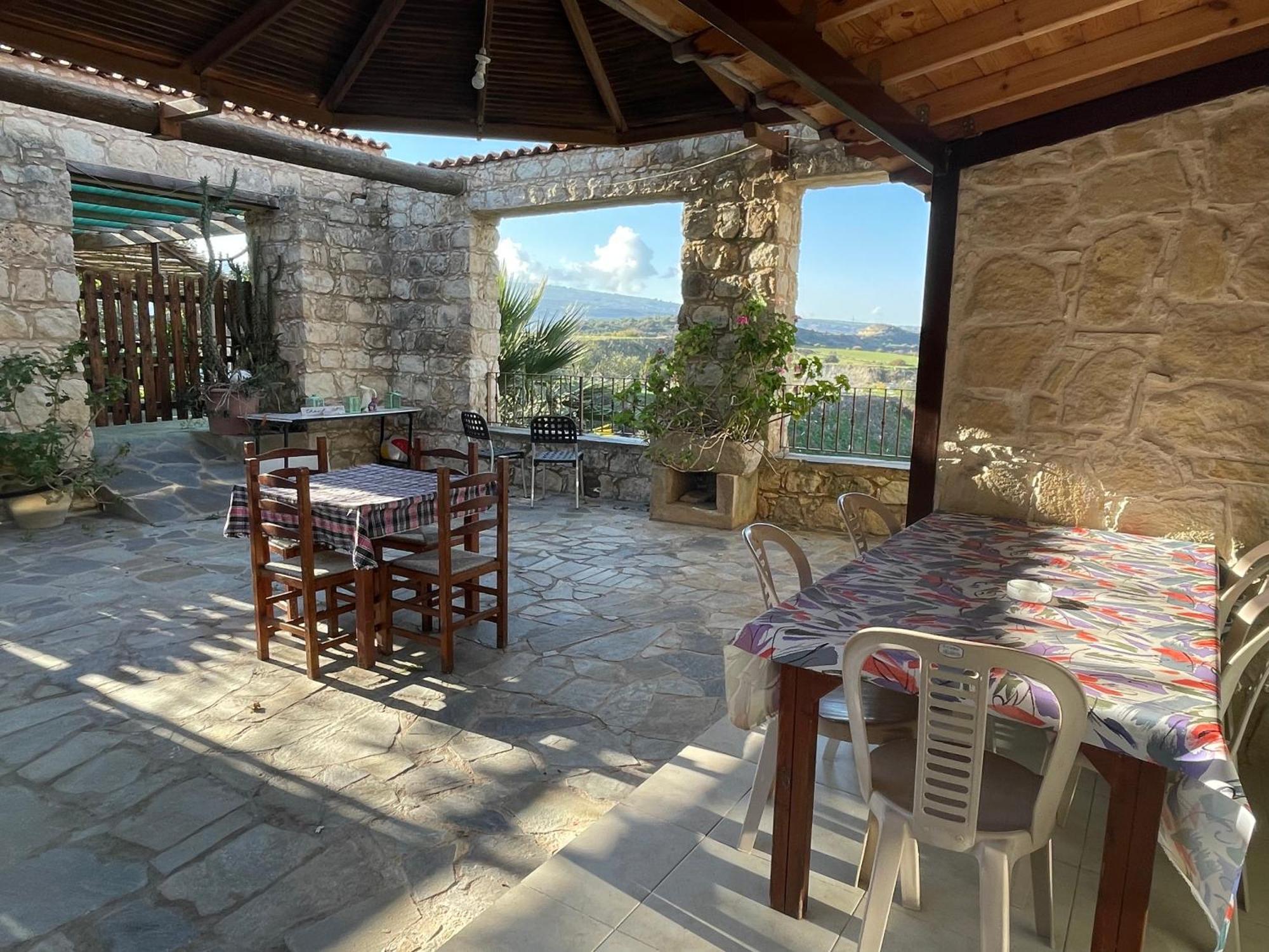With View In Polis Area Bed & Breakfast Simou