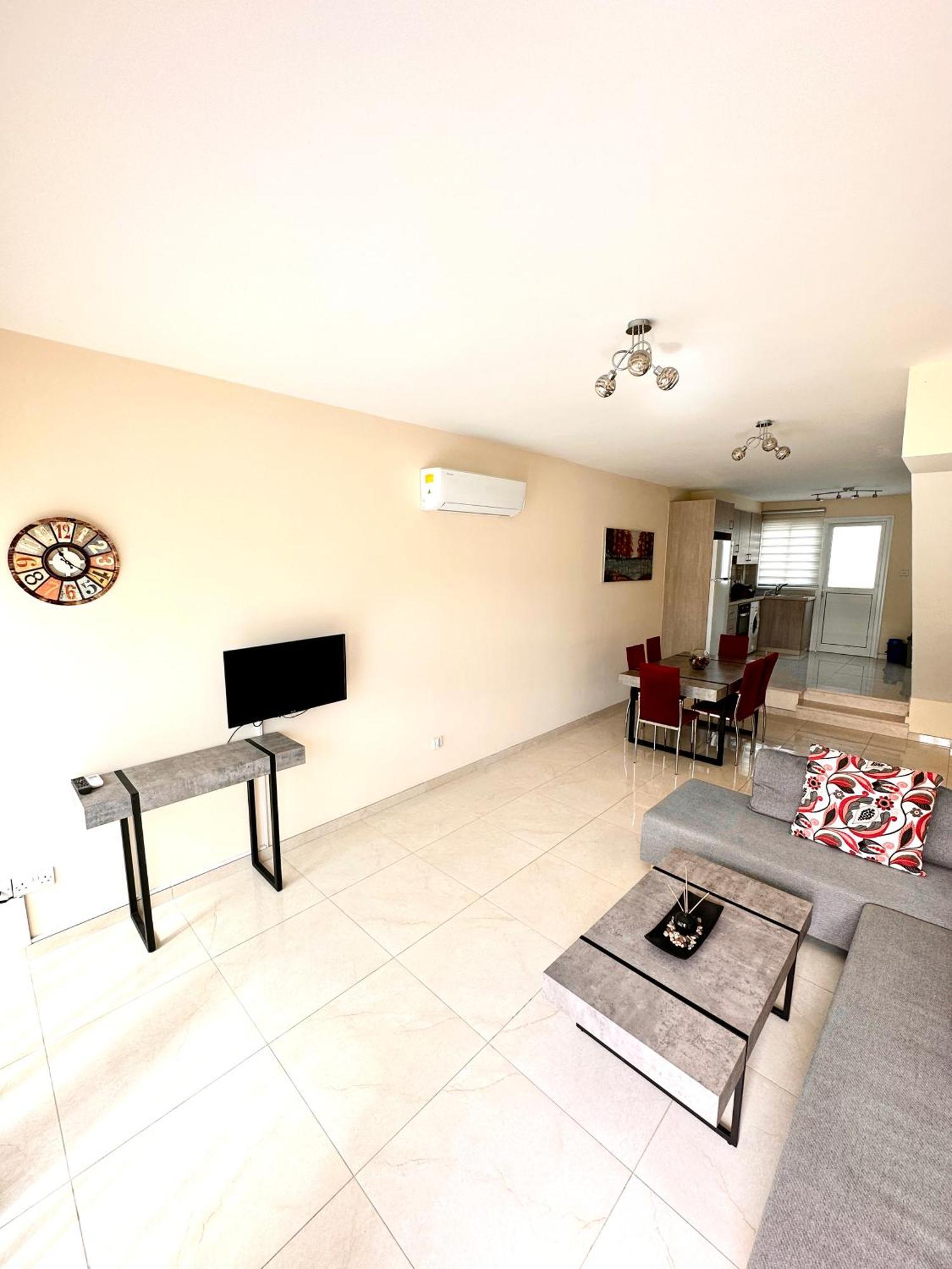 Avlida Luxury Annex Apartment