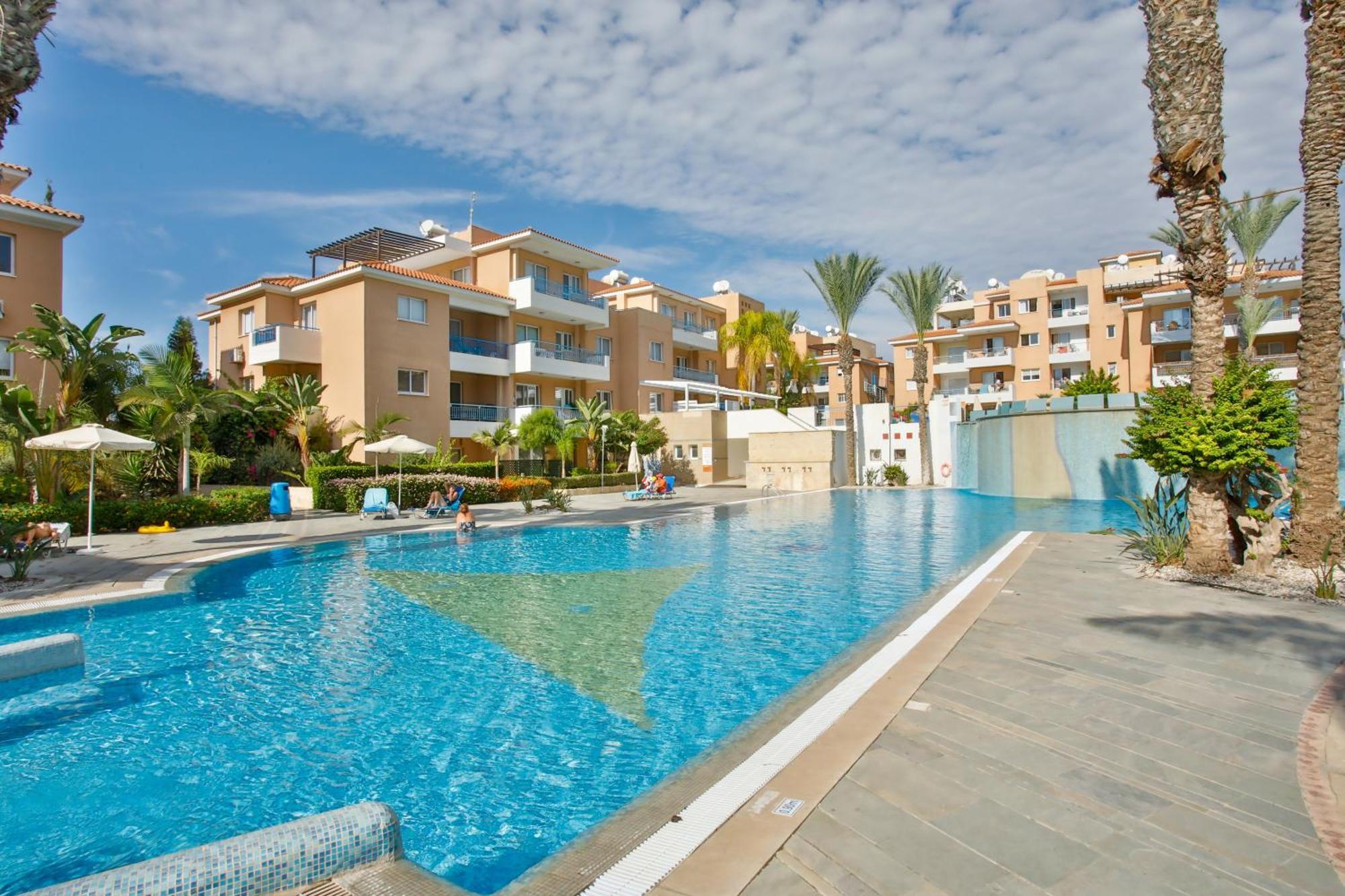 Casa Del Sol Townhouse In Iris Village Paphos