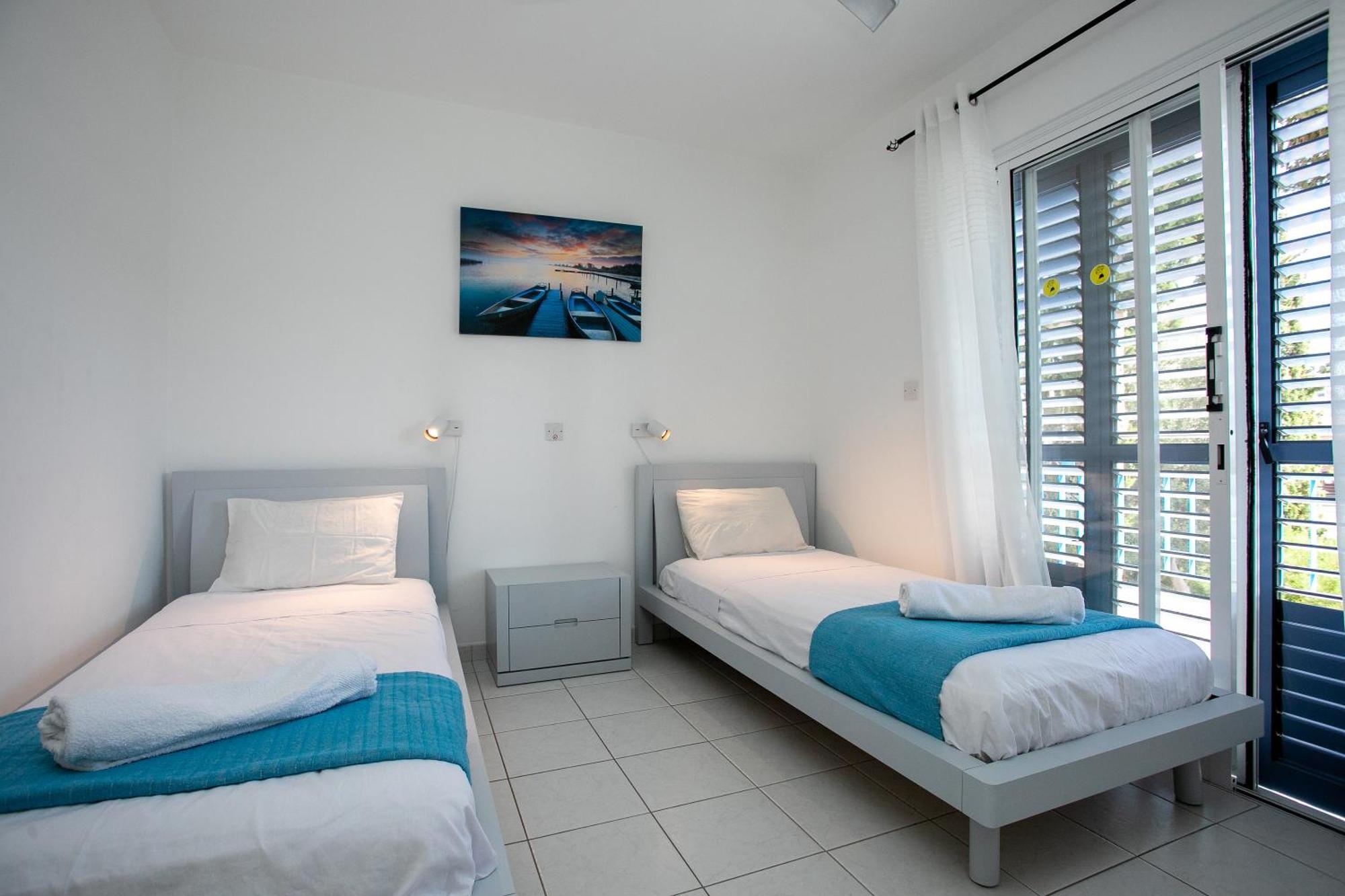 Casa Del Sol Townhouse In Iris Village Paphos