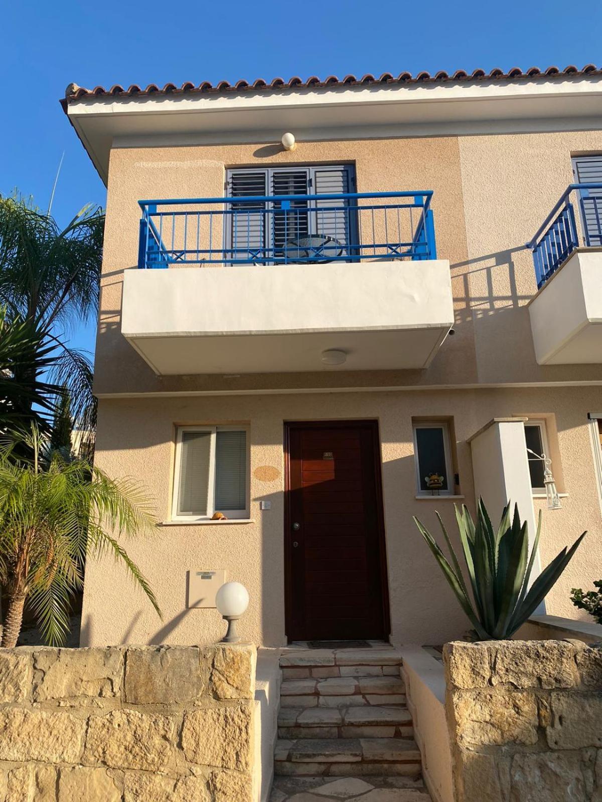 Casa Del Sol Townhouse In Iris Village Paphos