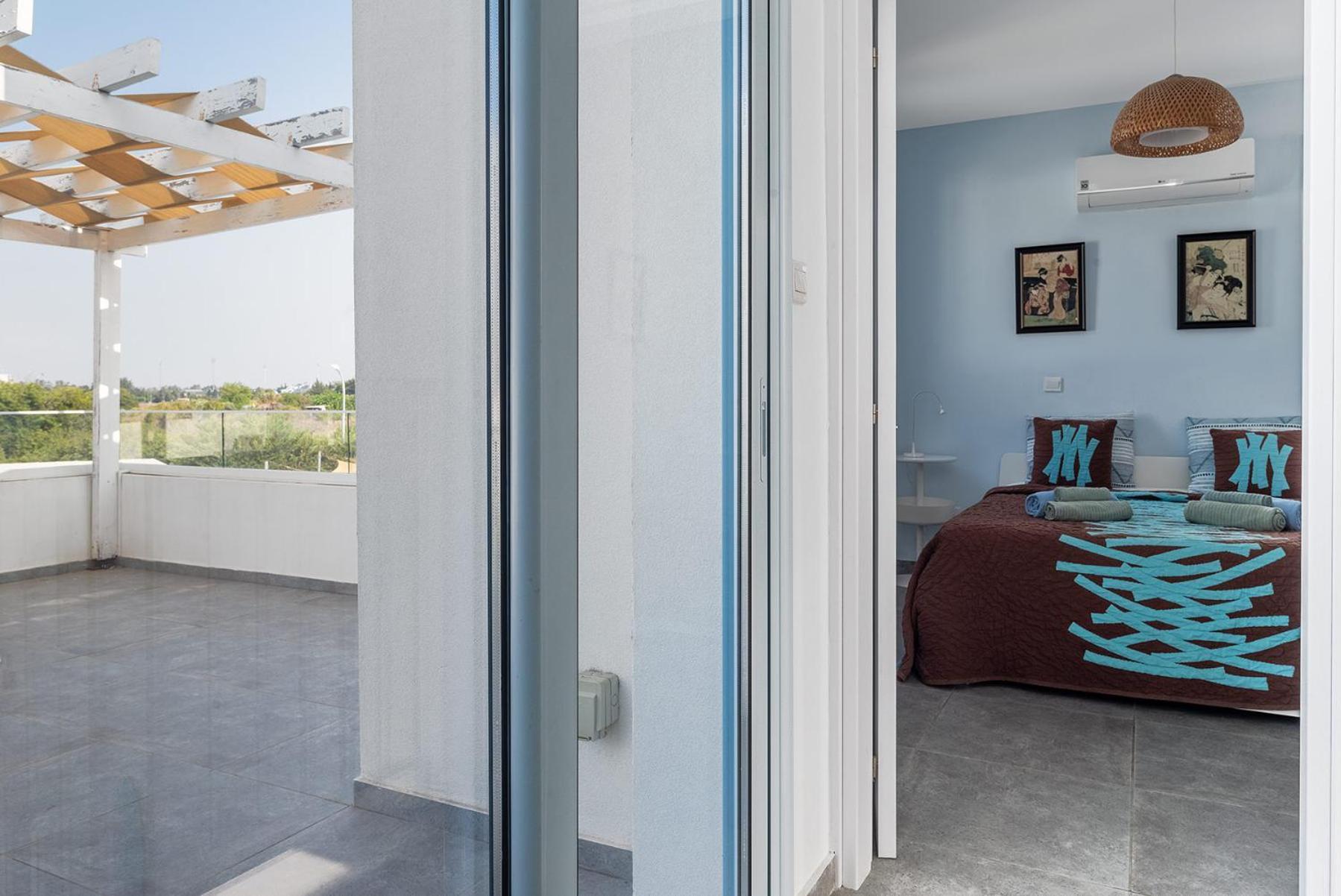 Villa Blue Diamond