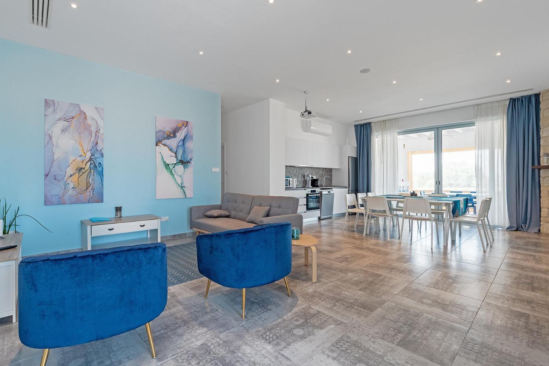 Blue Diamond Villa *