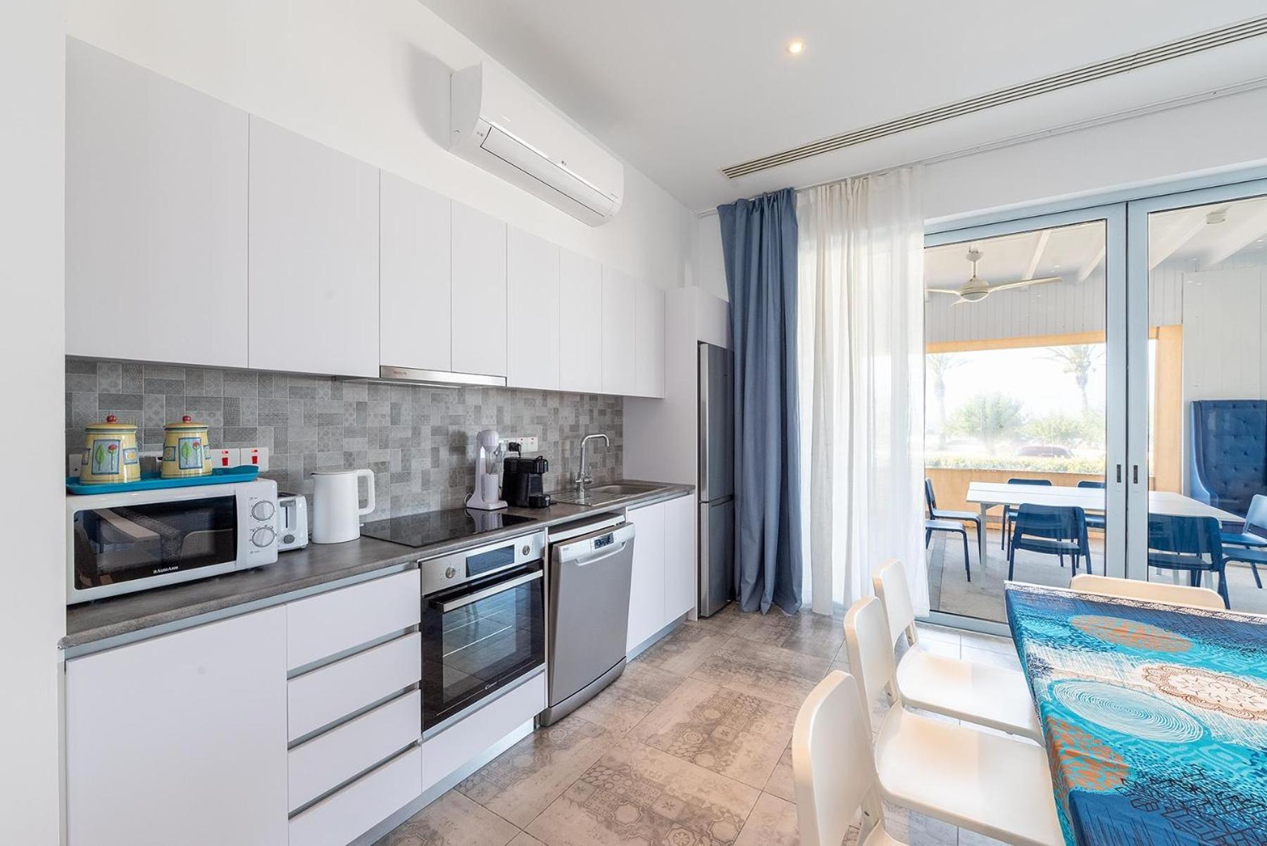 Villa Blue Diamond