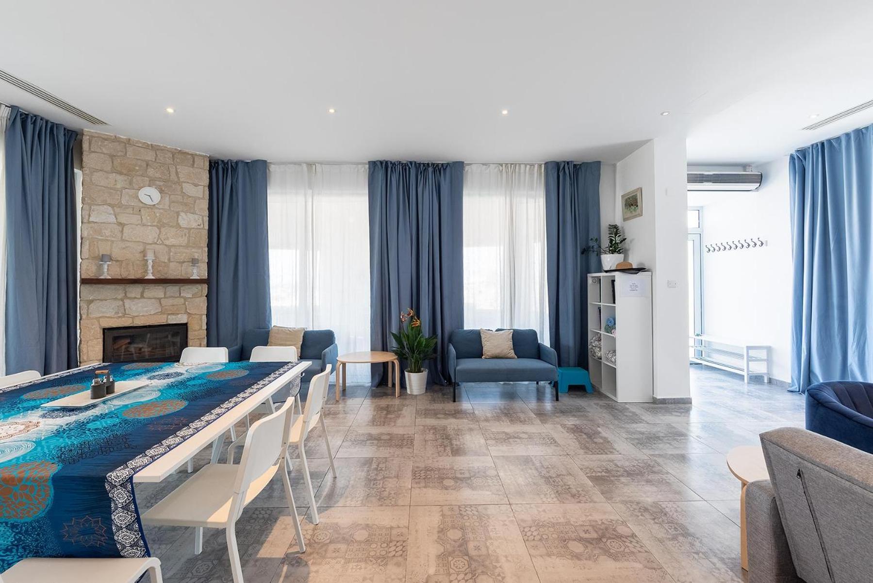 Blue Diamond Villa