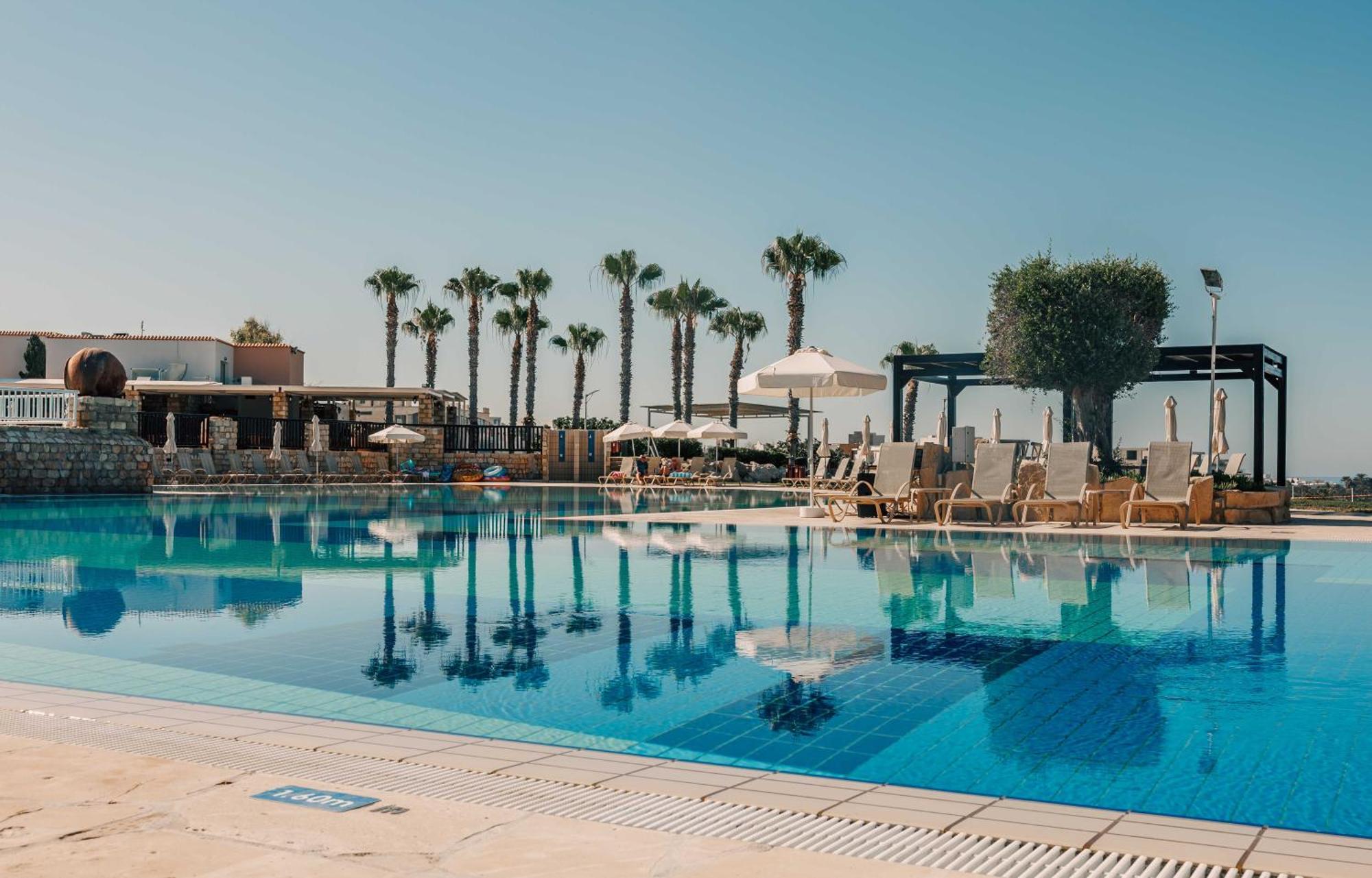 Atlantica Akteon 4*