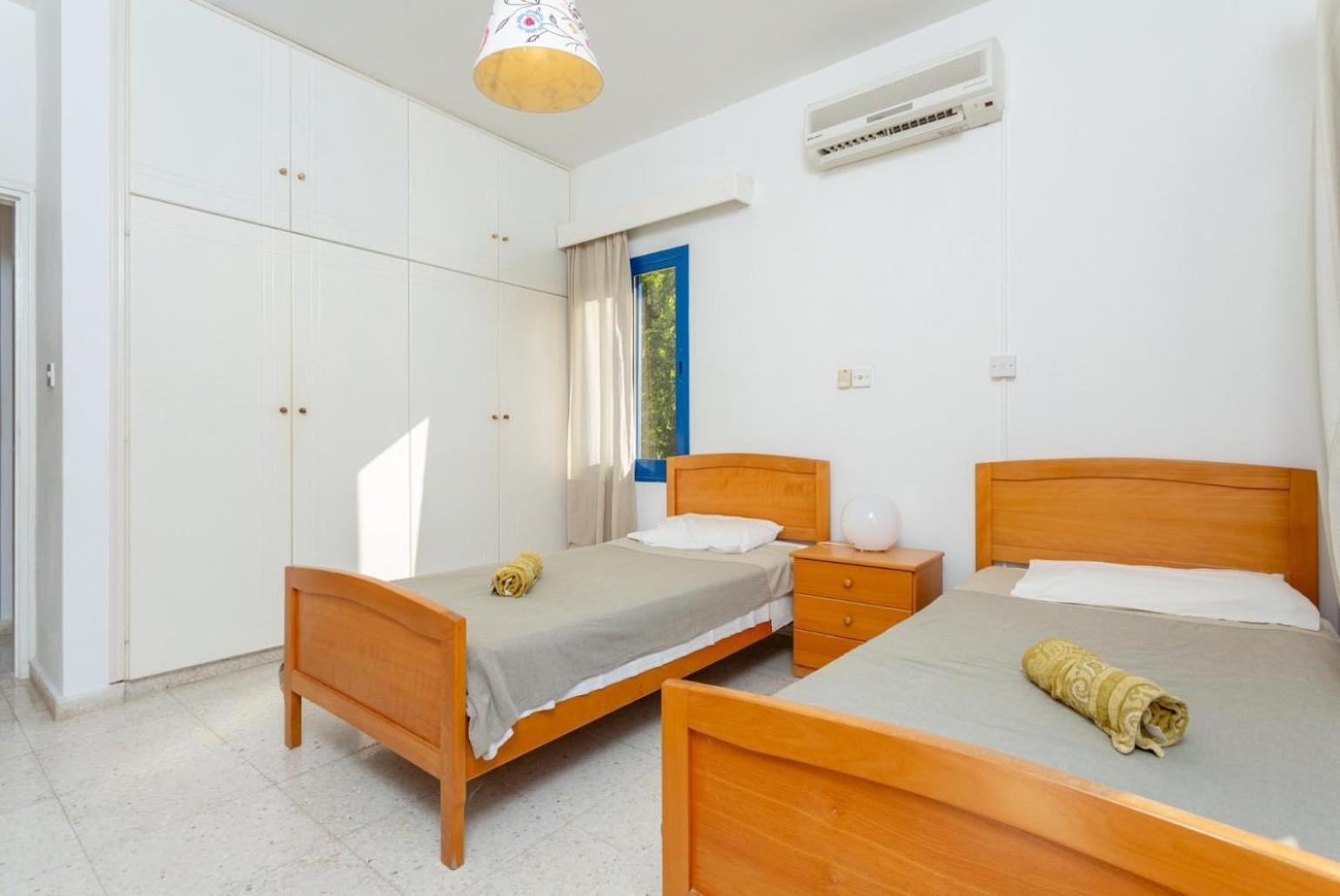 Charoula Tria Villa *
