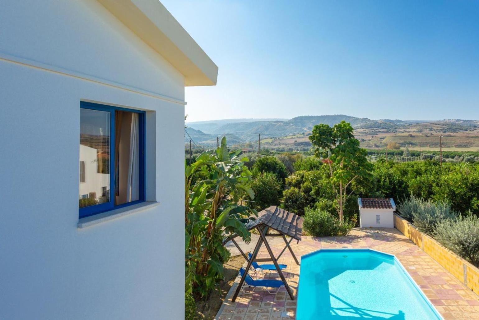 Charoula Tria Paphos
