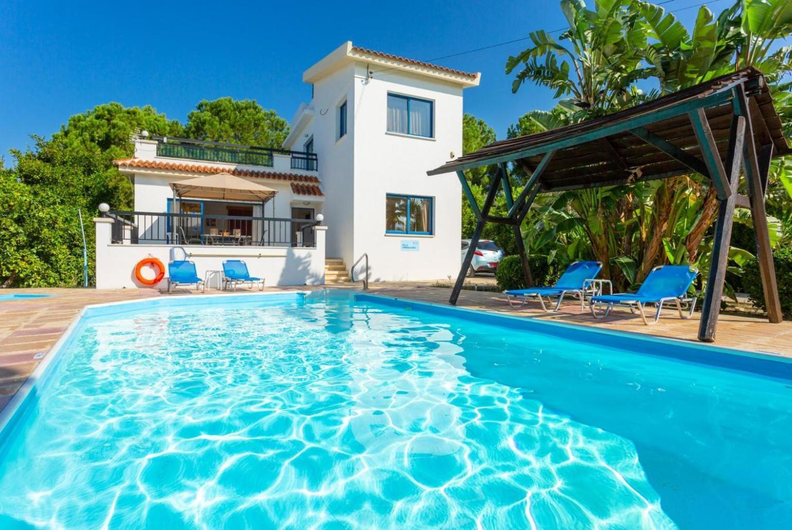 Charoula Tria Paphos