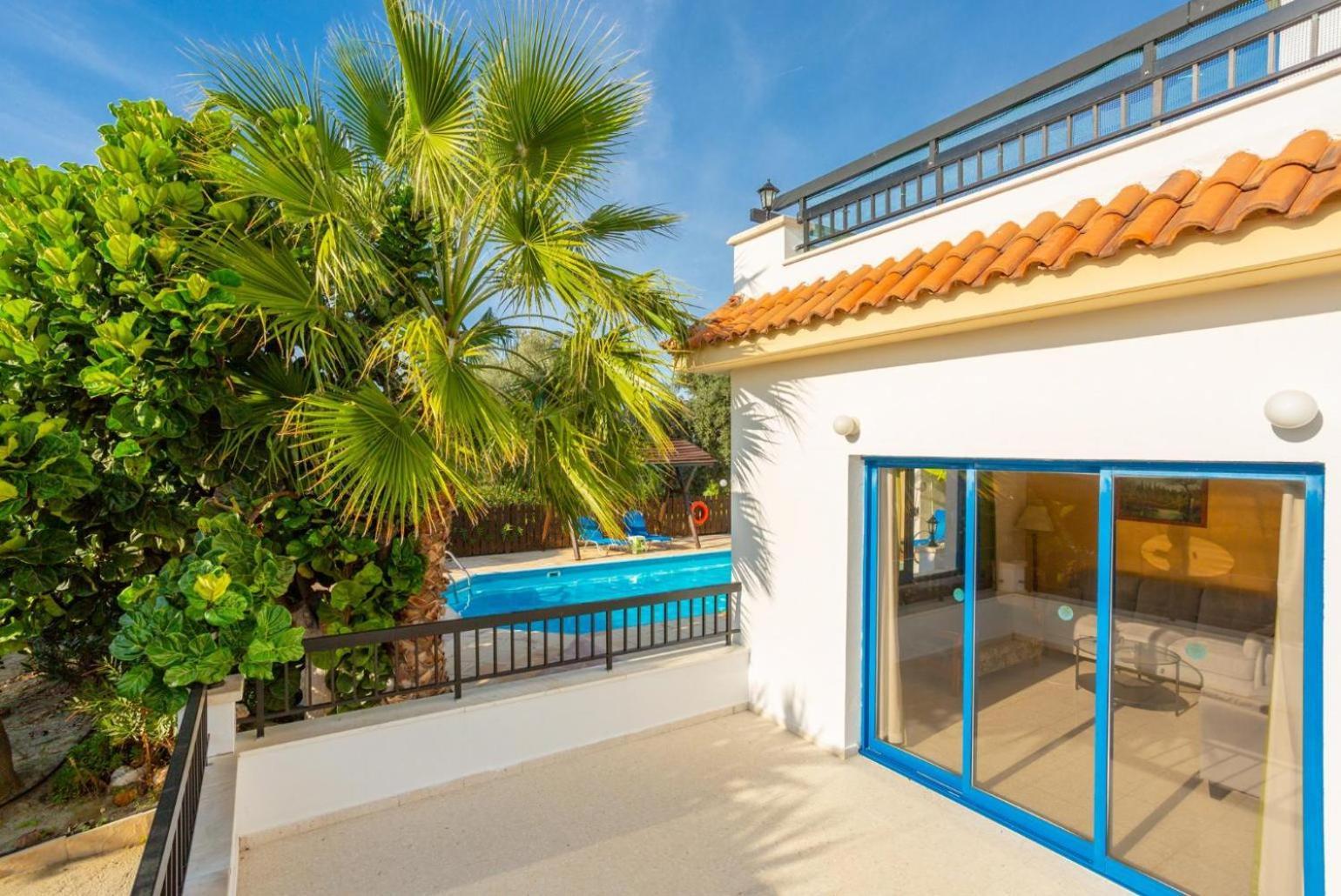 Charoula Exi Villa