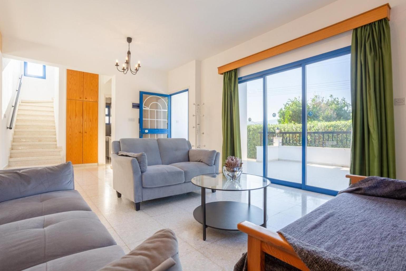 Charoula Exi Villa *