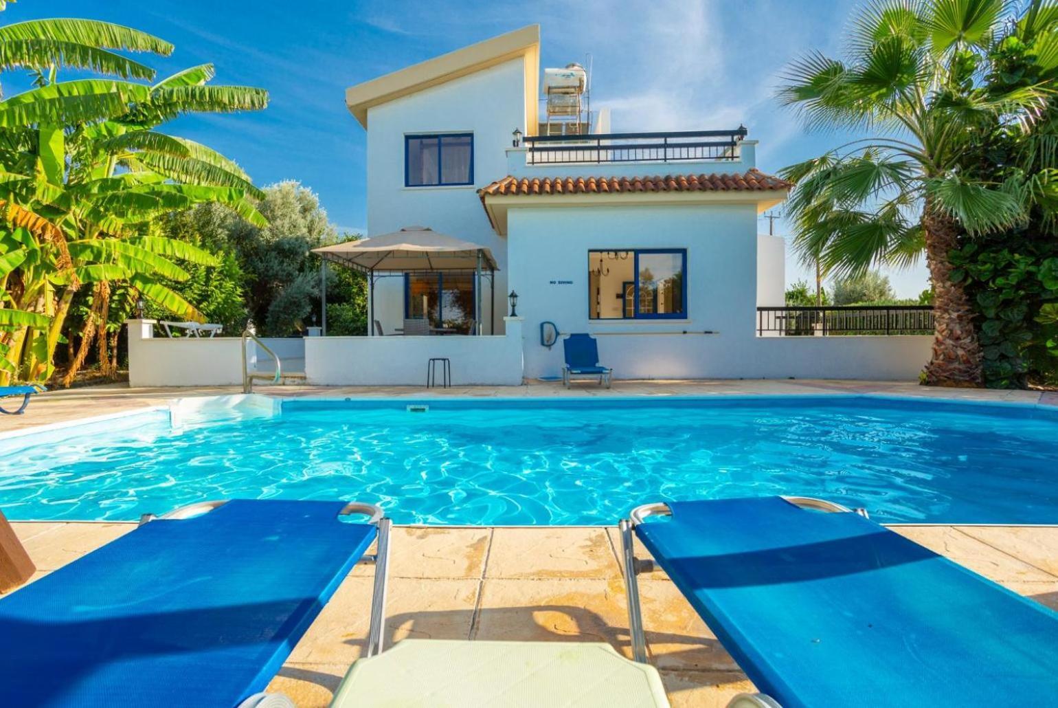 Charoula Exi Villa
