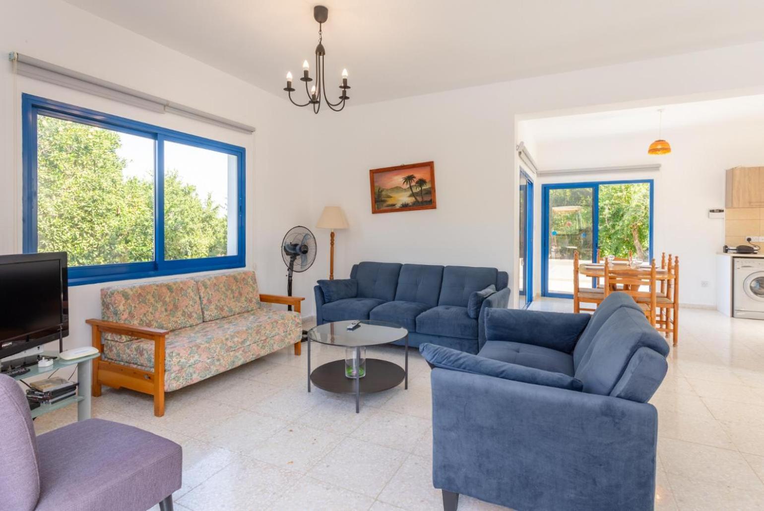 Charoula Pente Pousada Paphos