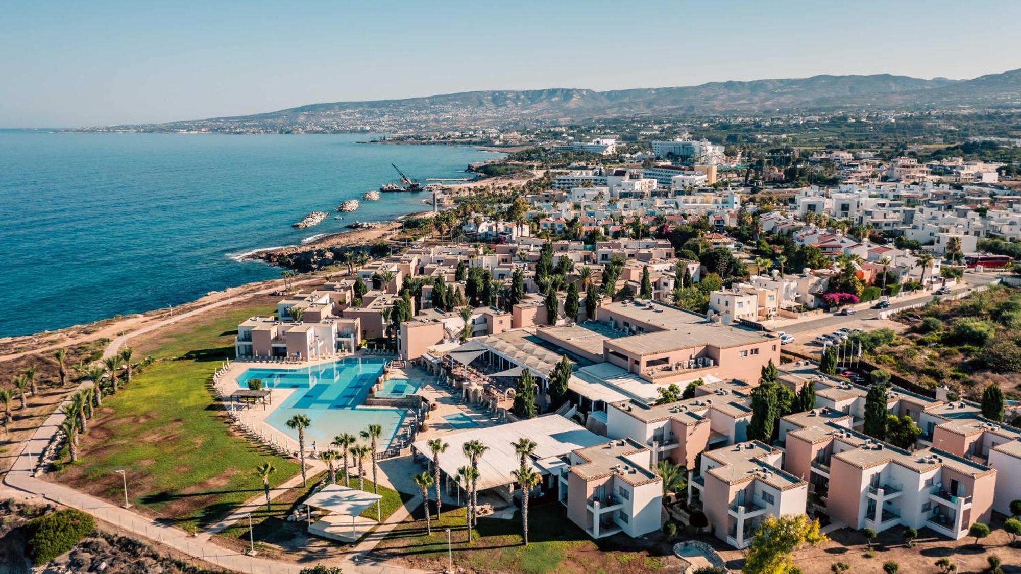 Atlantica Akteon Aparthotel
