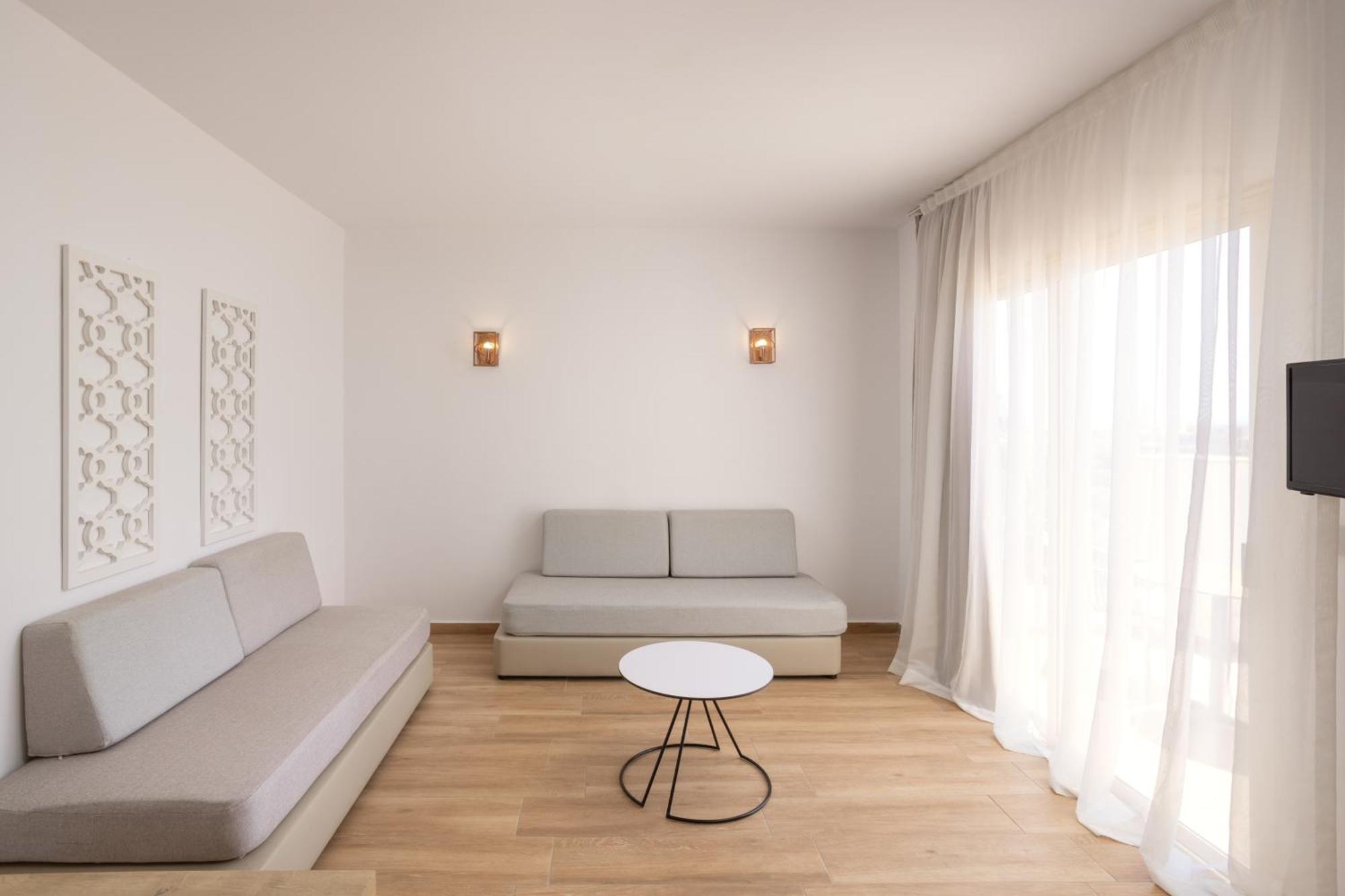 Aparthotel Atlantica Akteon