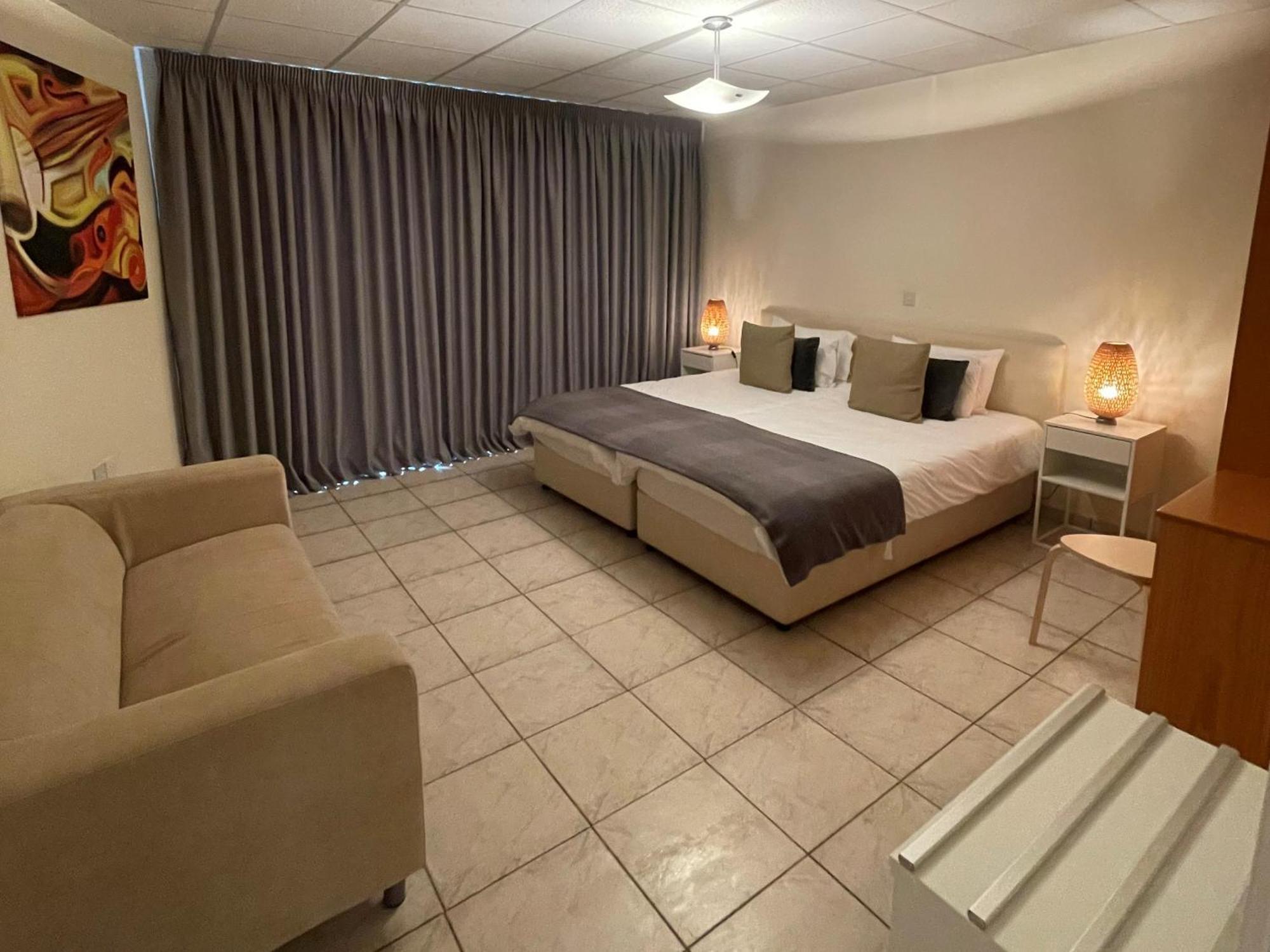 Vrachia & - Adults Only Aparthotel