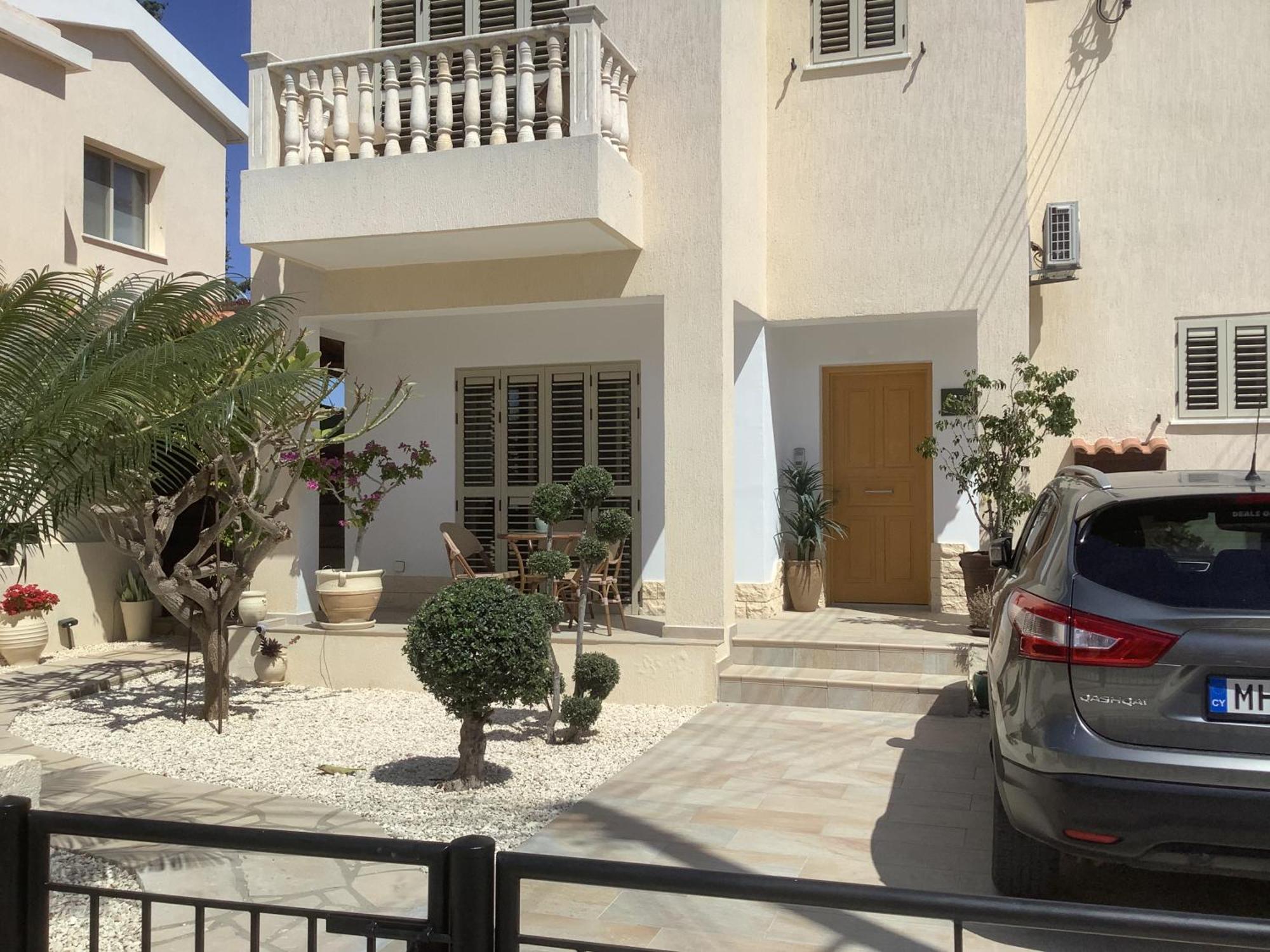 Tala View Villa *