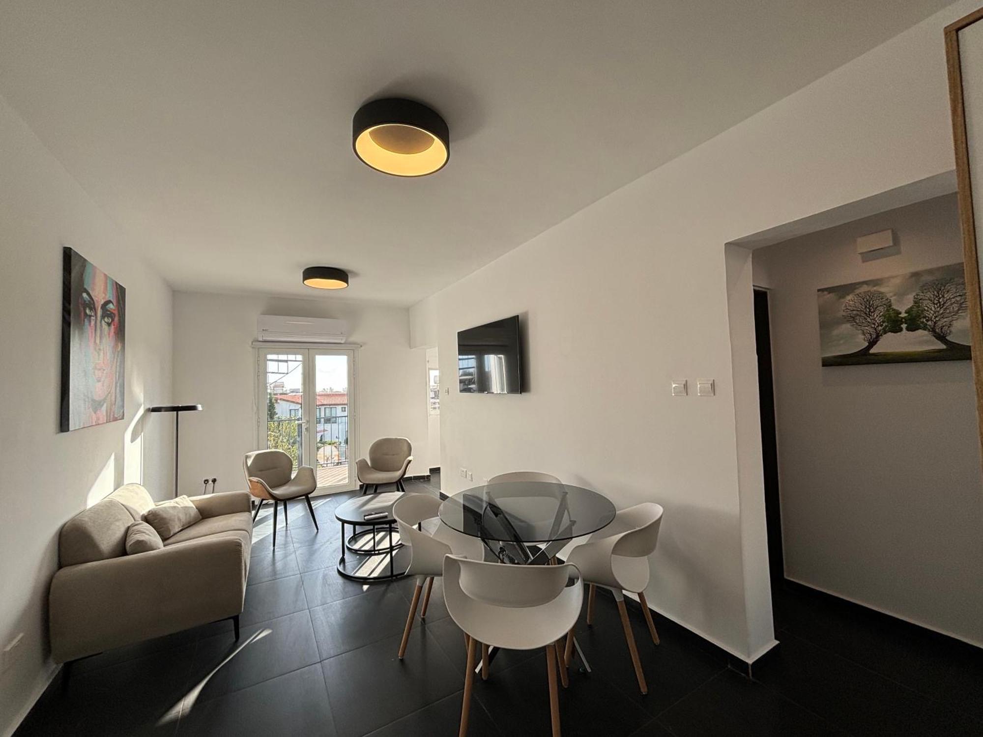 Venus Seaview 2b, Rooftop, Prime Location, Apartment *