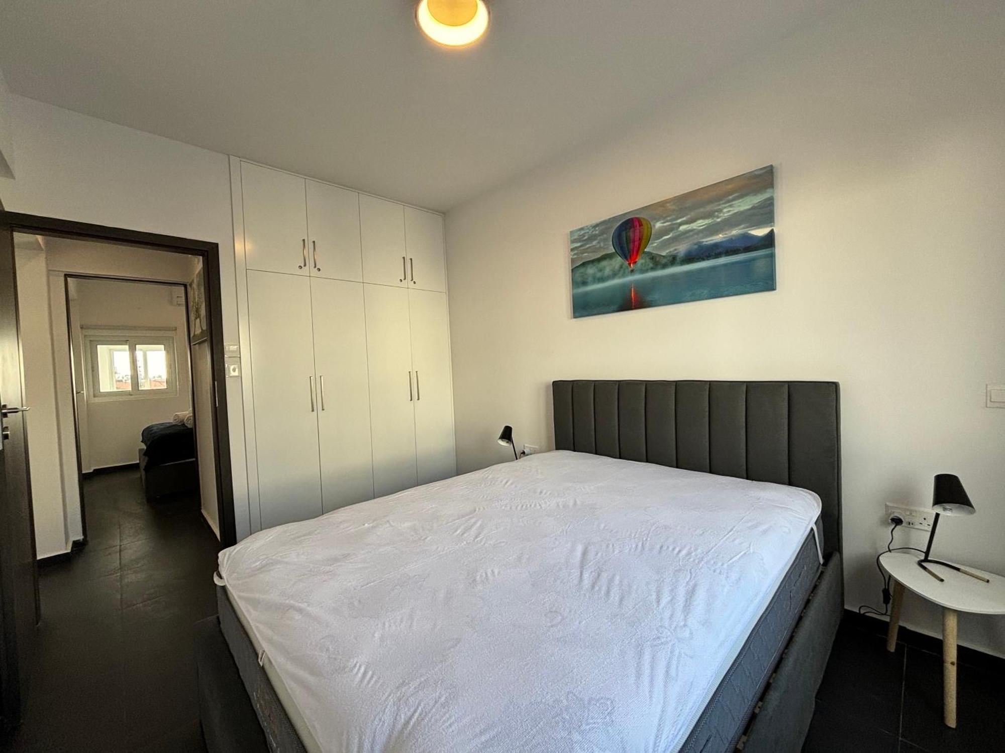 Venus Seaview 2b, Rooftop, Prime Location, Paphos
