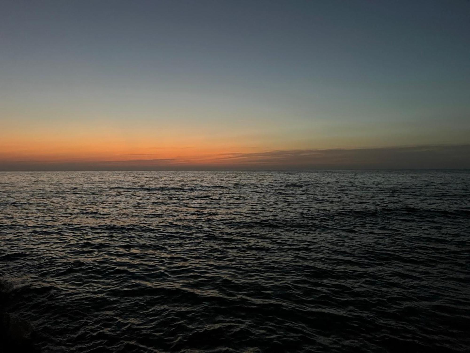 Venus Seaview 2b, Rooftop, Prime Location,