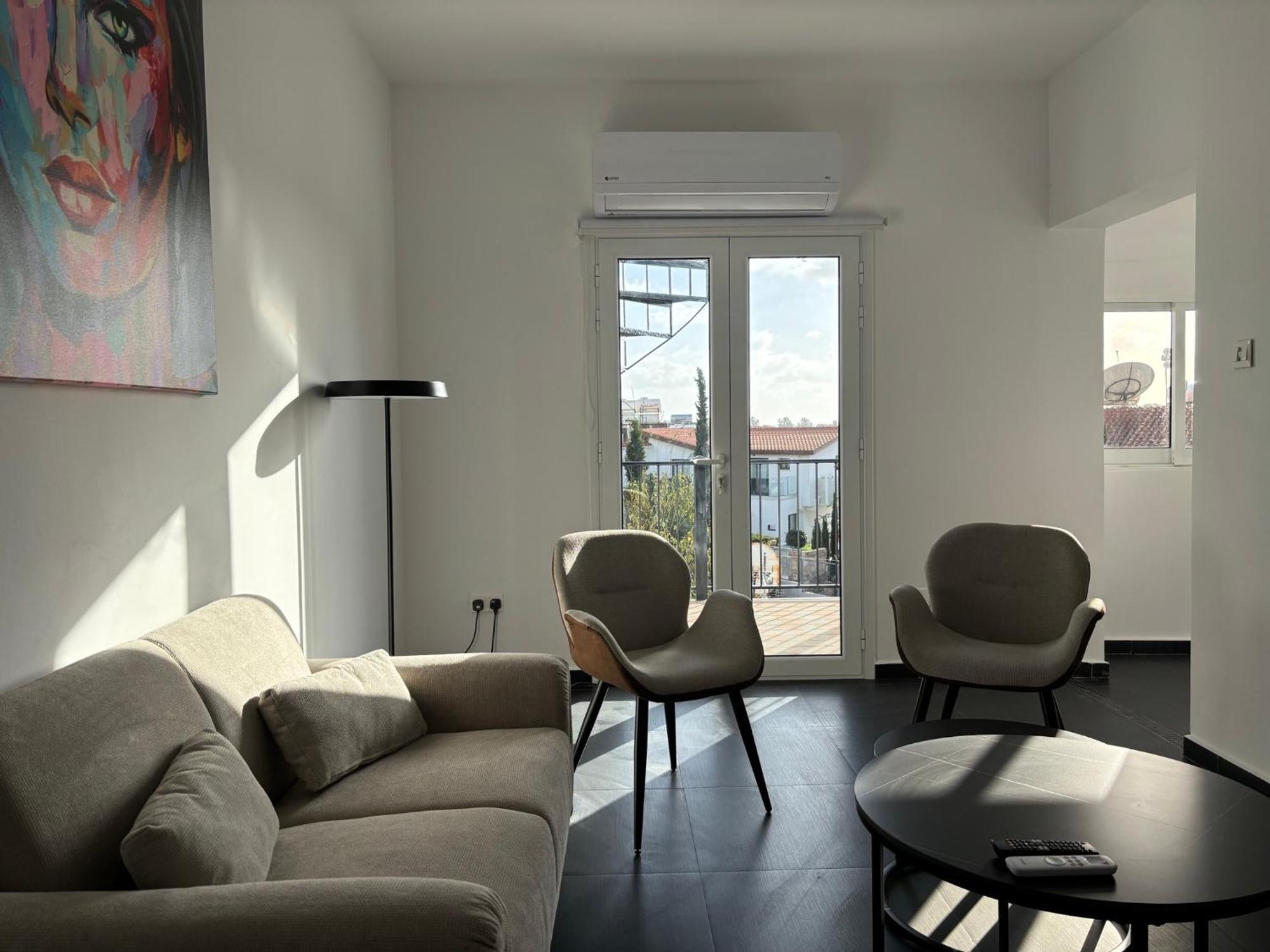 Venus Seaview 2b, Rooftop, Prime Location, * Paphos