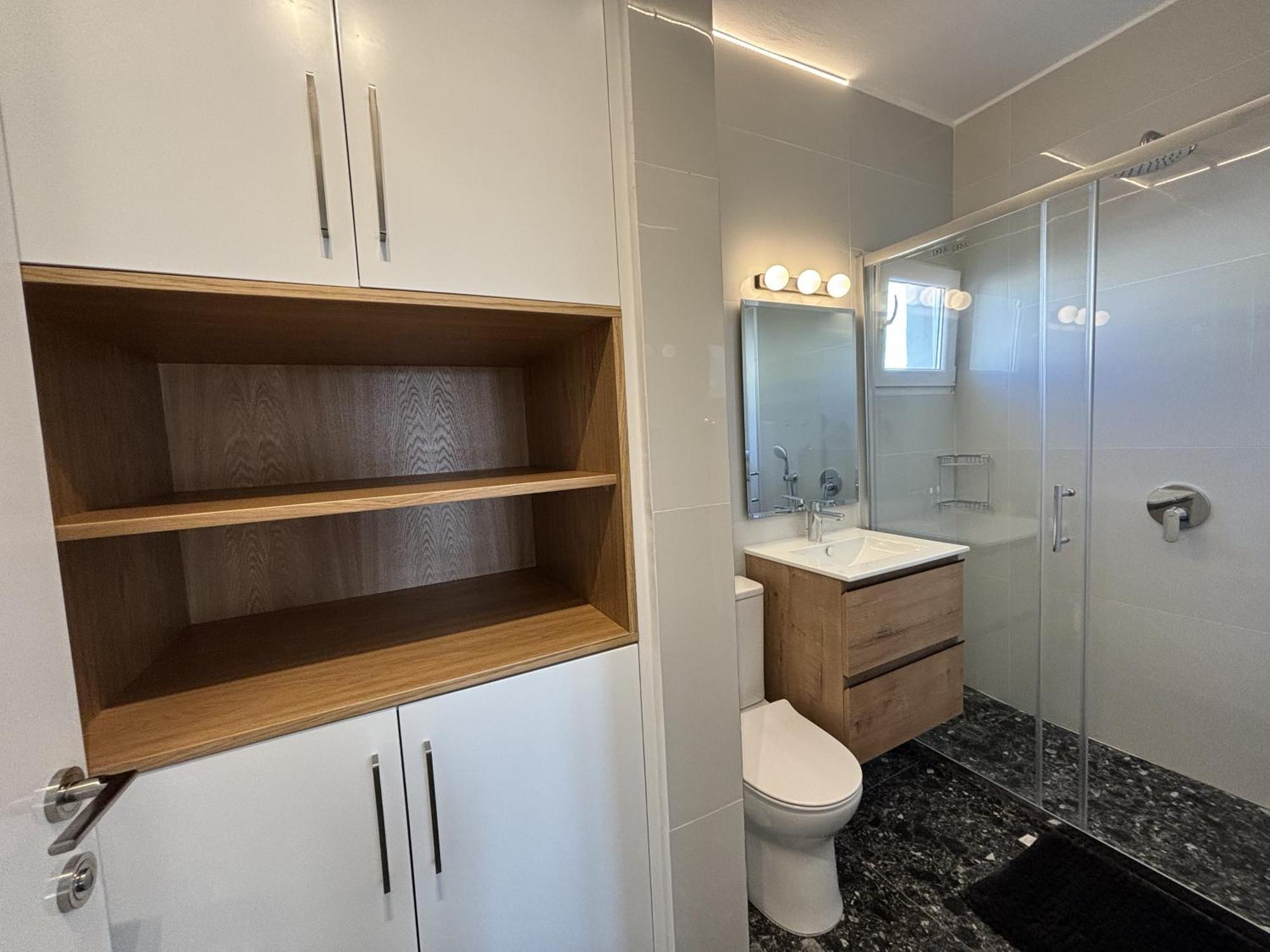 Venus Seaview 2b, Rooftop, Prime Location, Apartment *