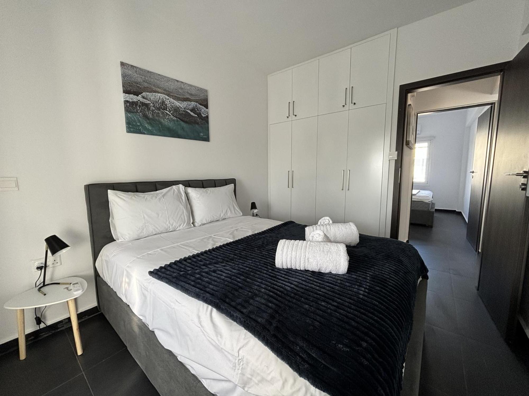 Venus Seaview 2b, Rooftop, Prime Location, Apartment *