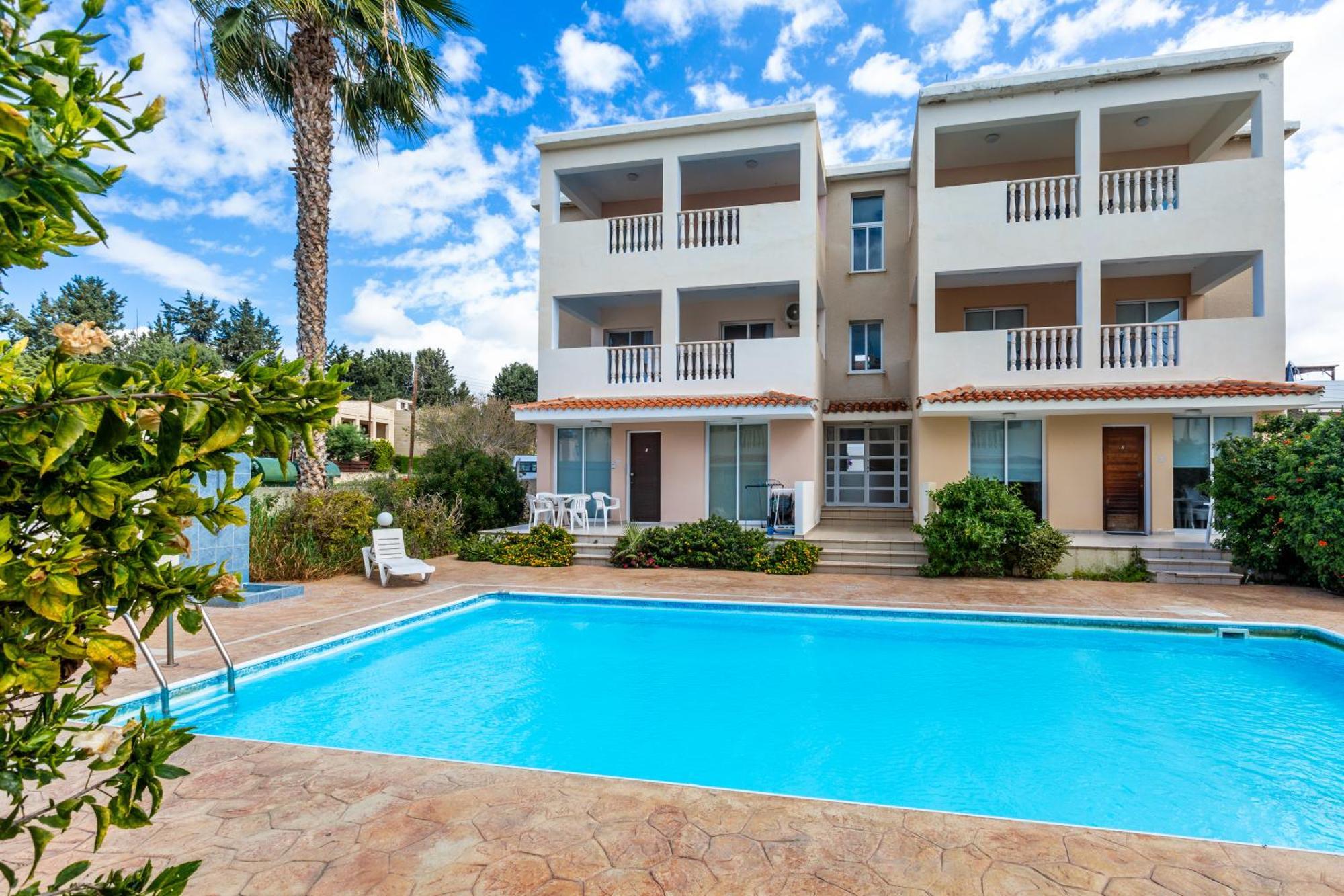 Beautiful 2 Bed In Cyprus Apartment