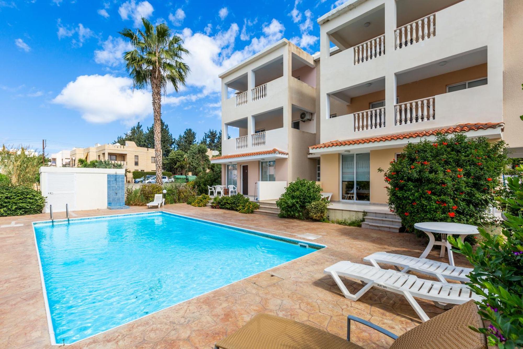 Beautiful 2 Bed In Cyprus Apartment *