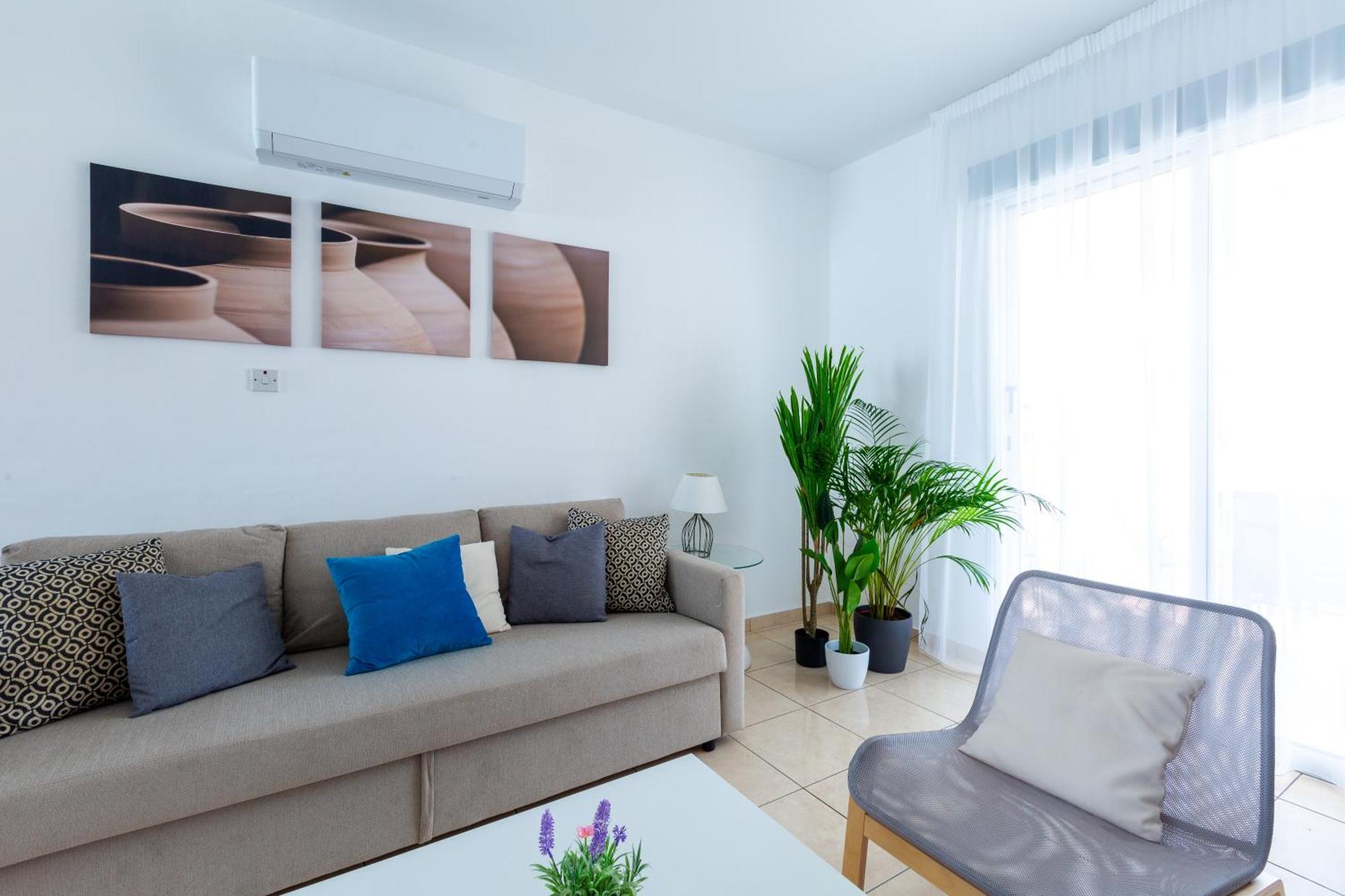 Beautiful 2 Bed In Cyprus Apartment