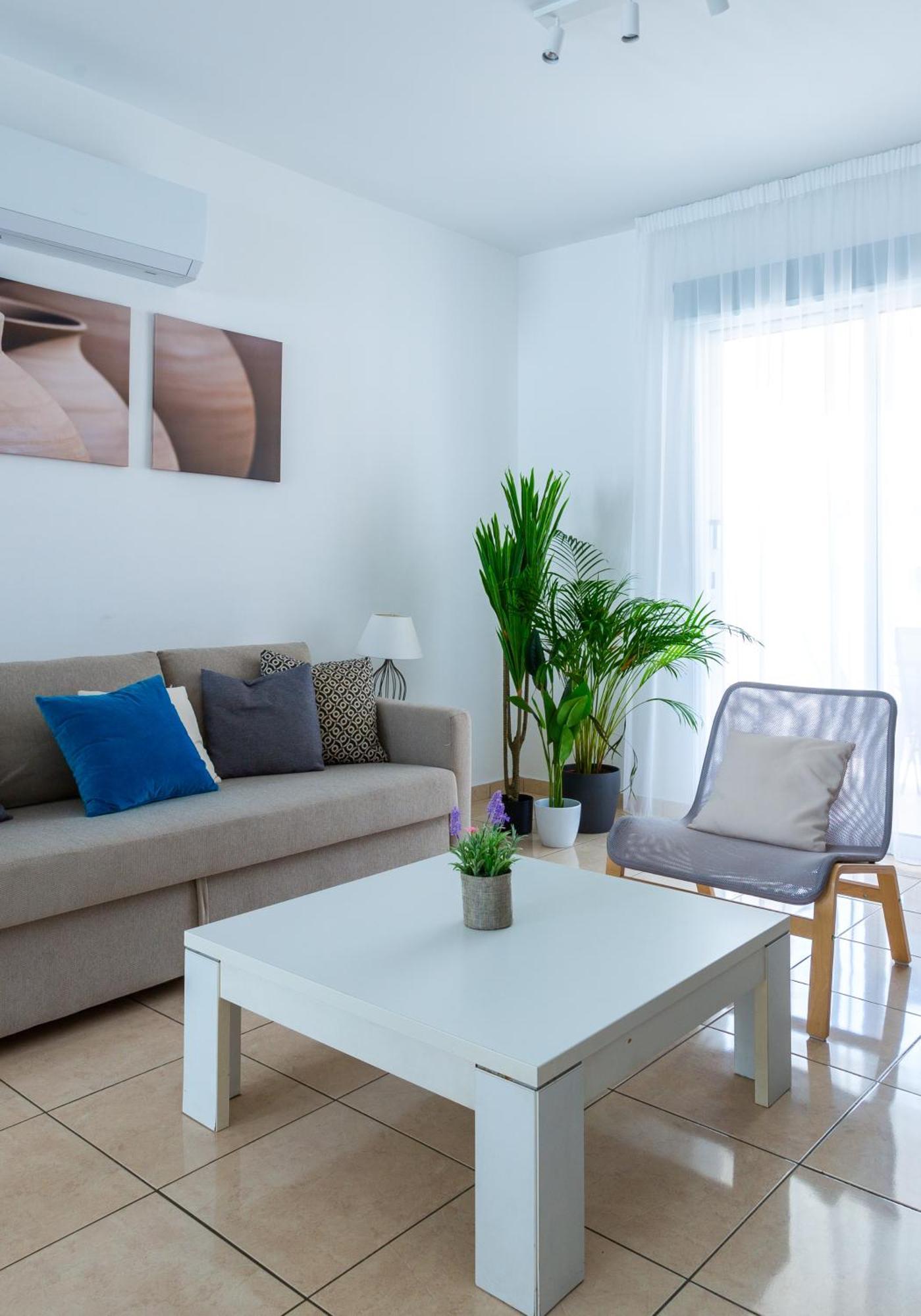 Beautiful 2 Bed In Cyprus * Paphos