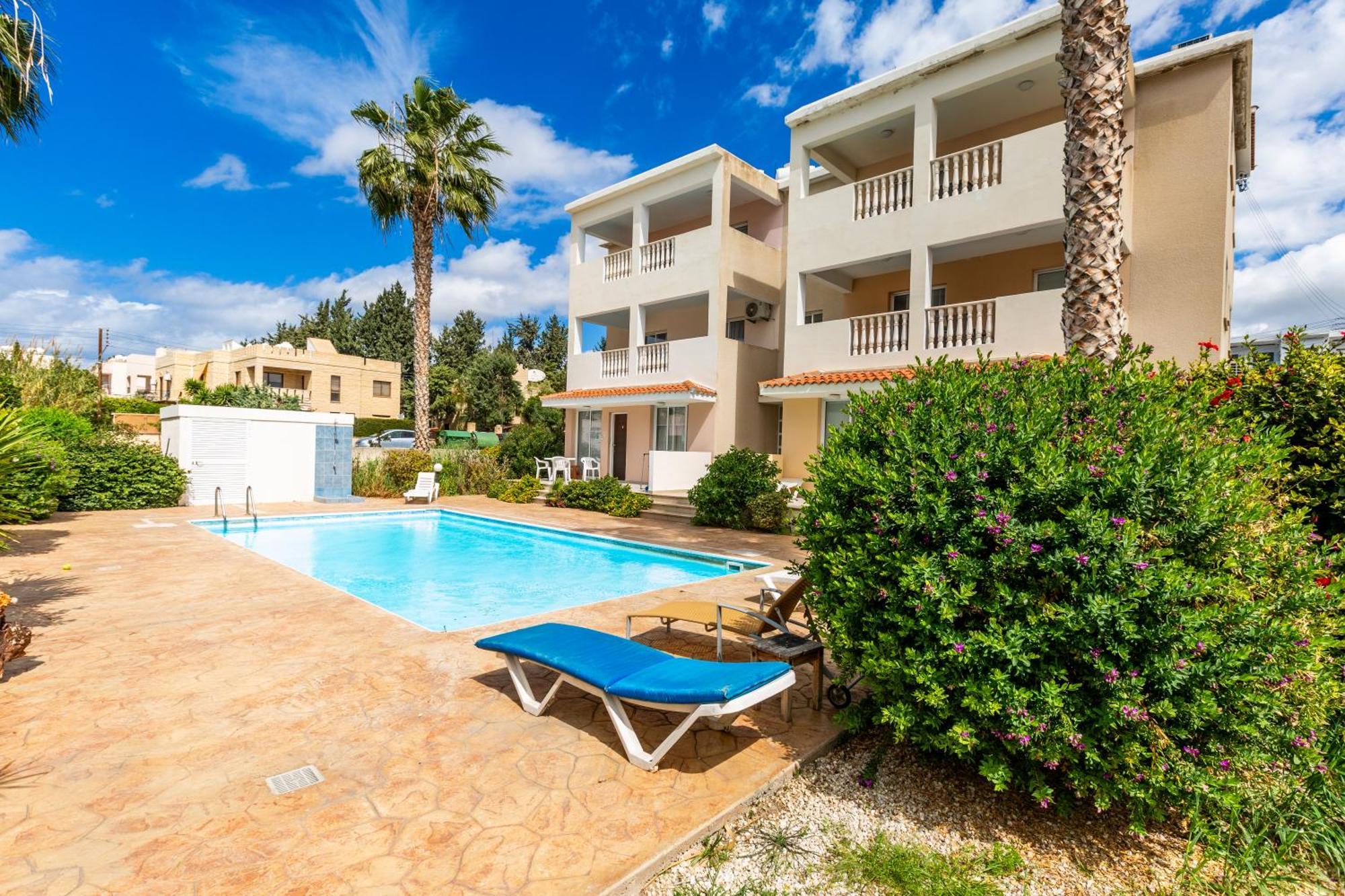 Beautiful 2 Bed In Cyprus Apartment Paphos