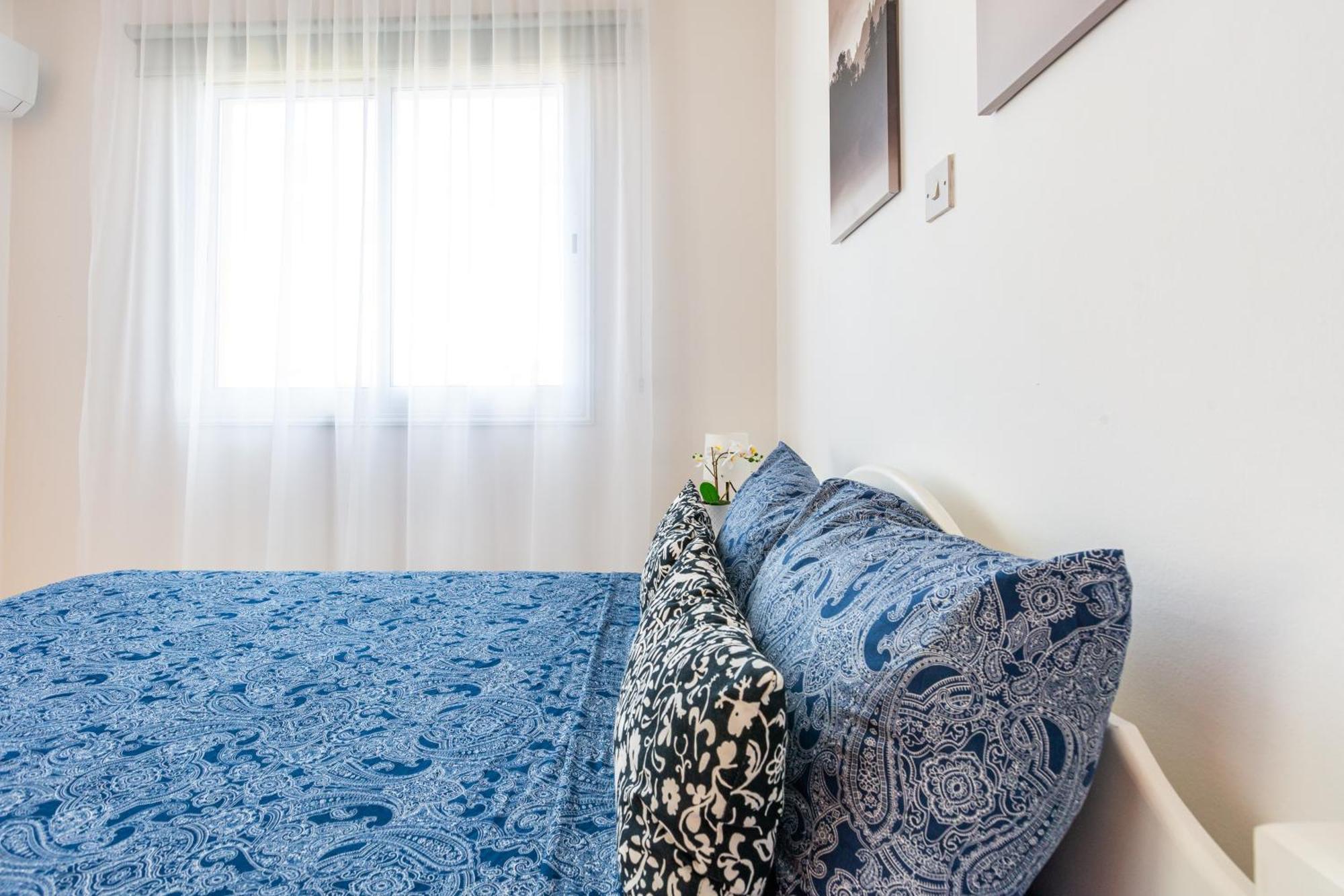 Apartment Beautiful 2 Bed In Cyprus *