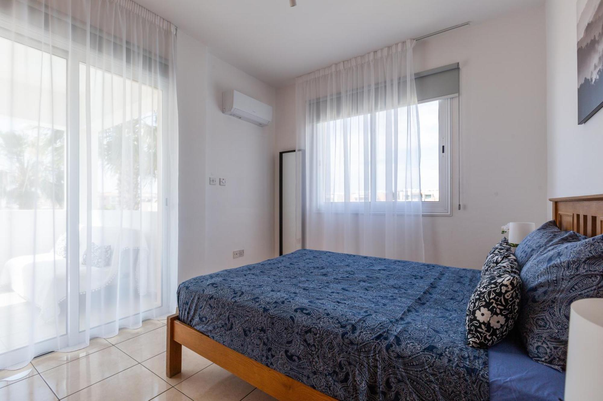 Beautiful 2 Bed In Cyprus Apartment *