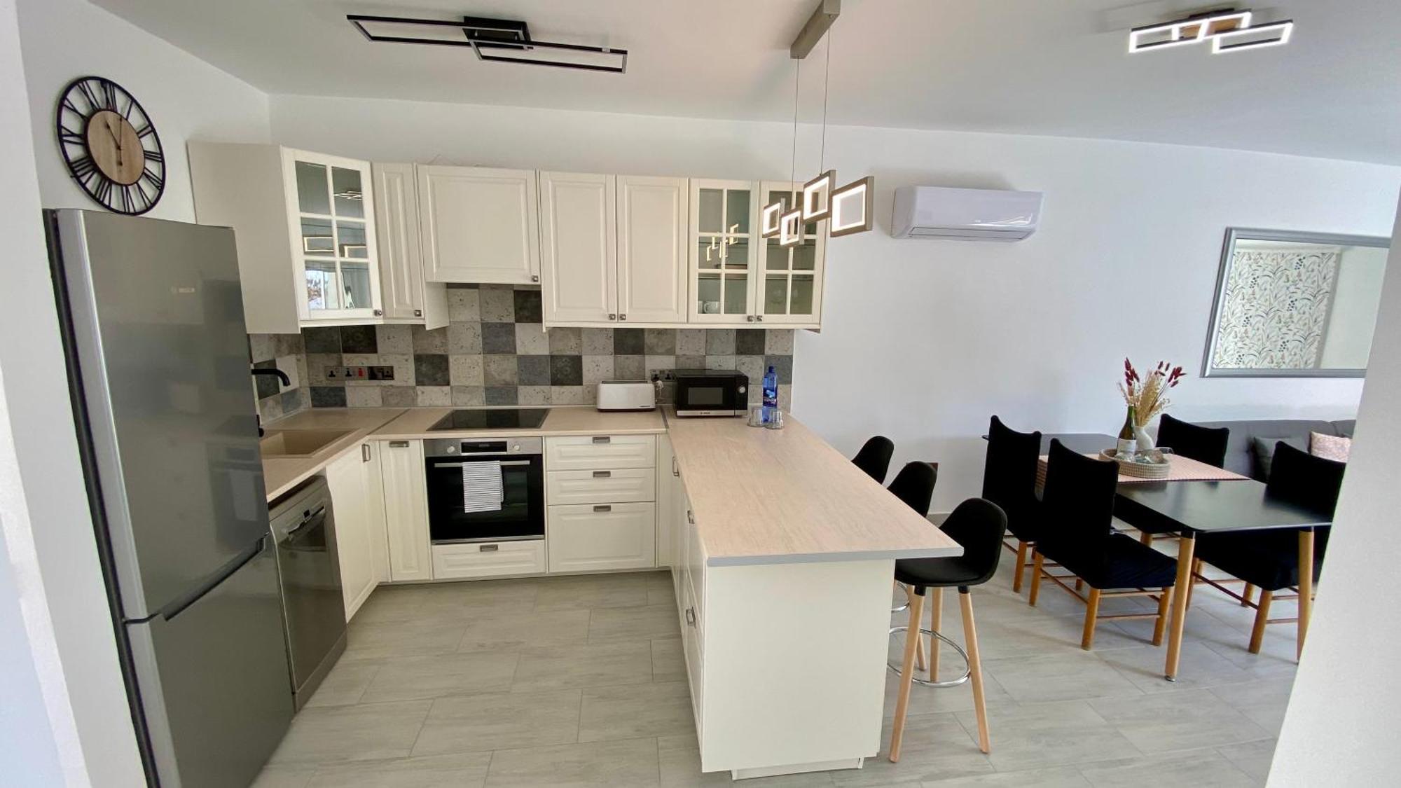 Apartment Deluxe Limnaria 155