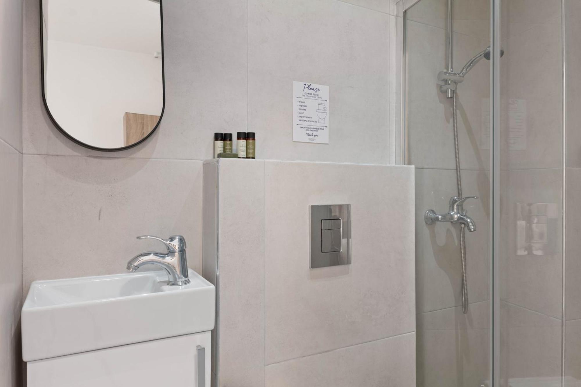 Apartment Phaedrus Living: Alkminis Seaside Verano