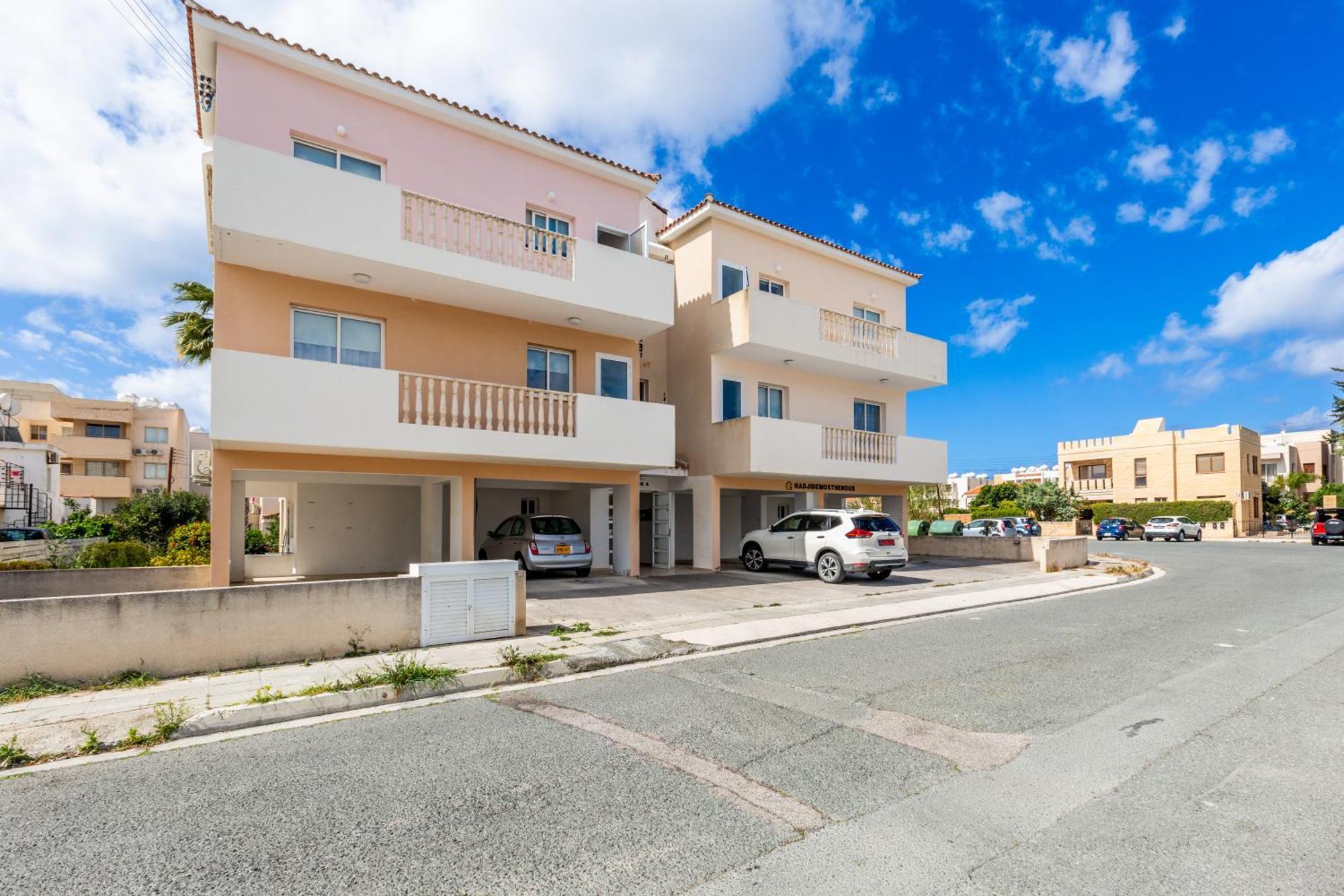 Just Renovated Beautiful 2 Bed Apartment In Paphos 5 Min Drive To The Beach Apartment Paphos