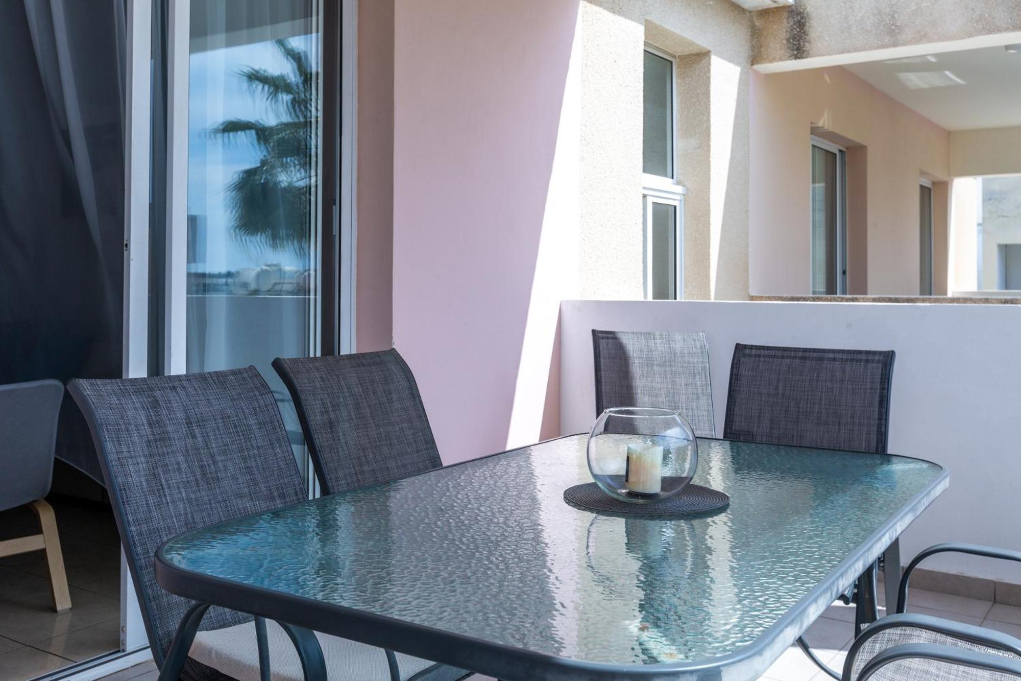 Apartment Just Renovated Beautiful 2 Bed Apartment In Paphos 5 Min Drive To The Beach Paphos