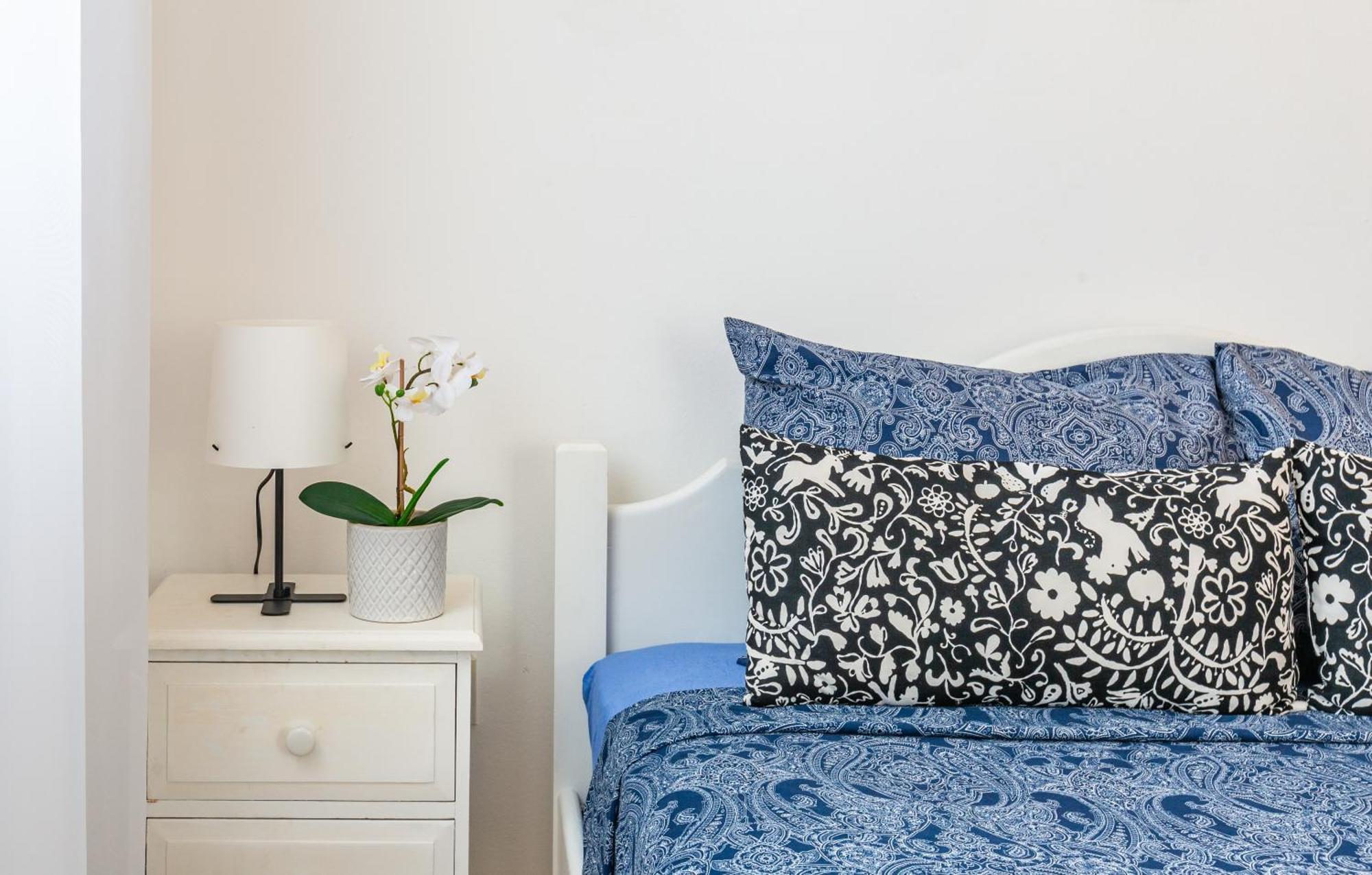 Just Renovated Beautiful 2 Bed Apartment In Paphos 5 Min Drive To The Beach * Paphos