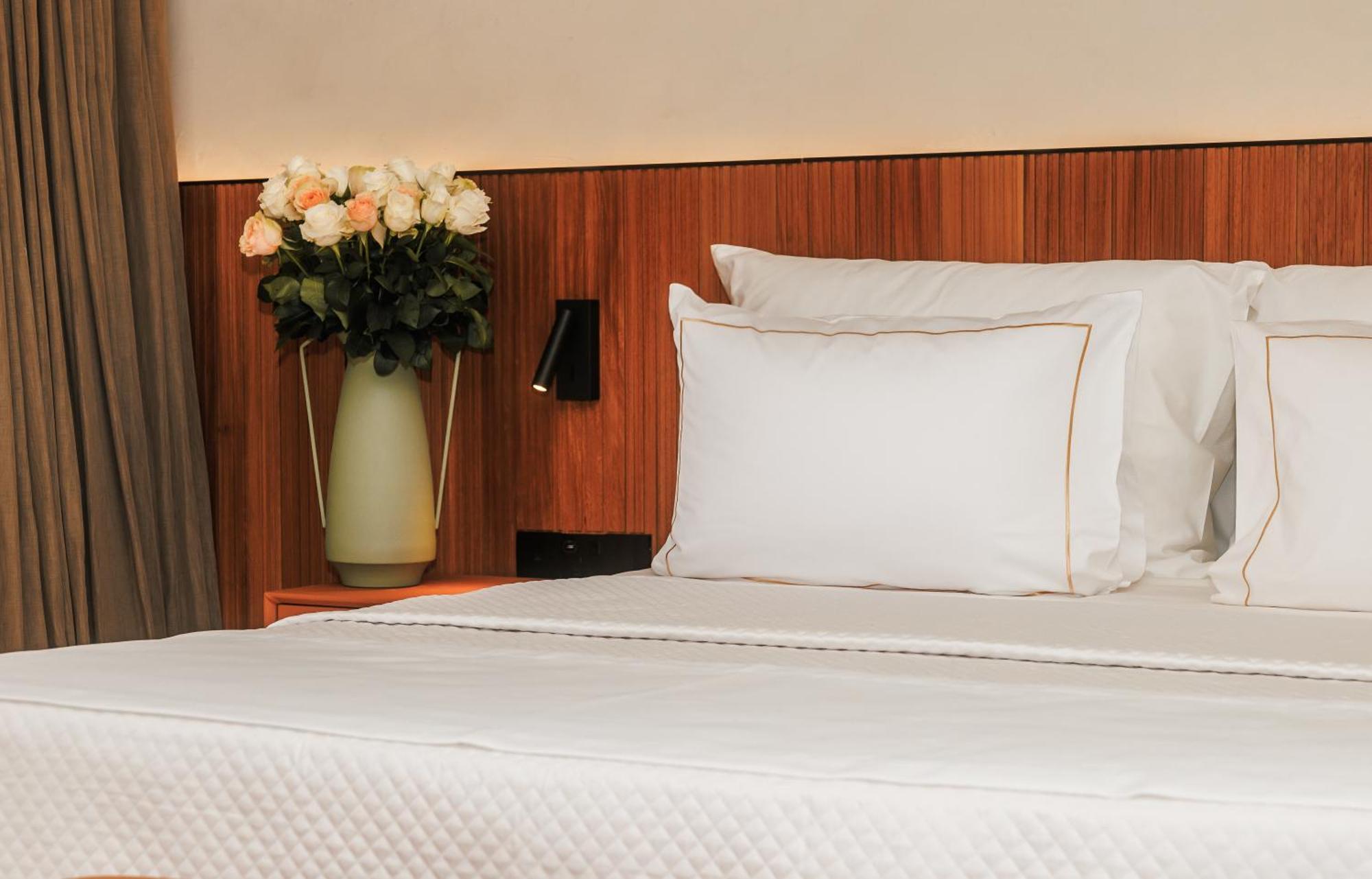 M Boutique - Designed For Adults 5*