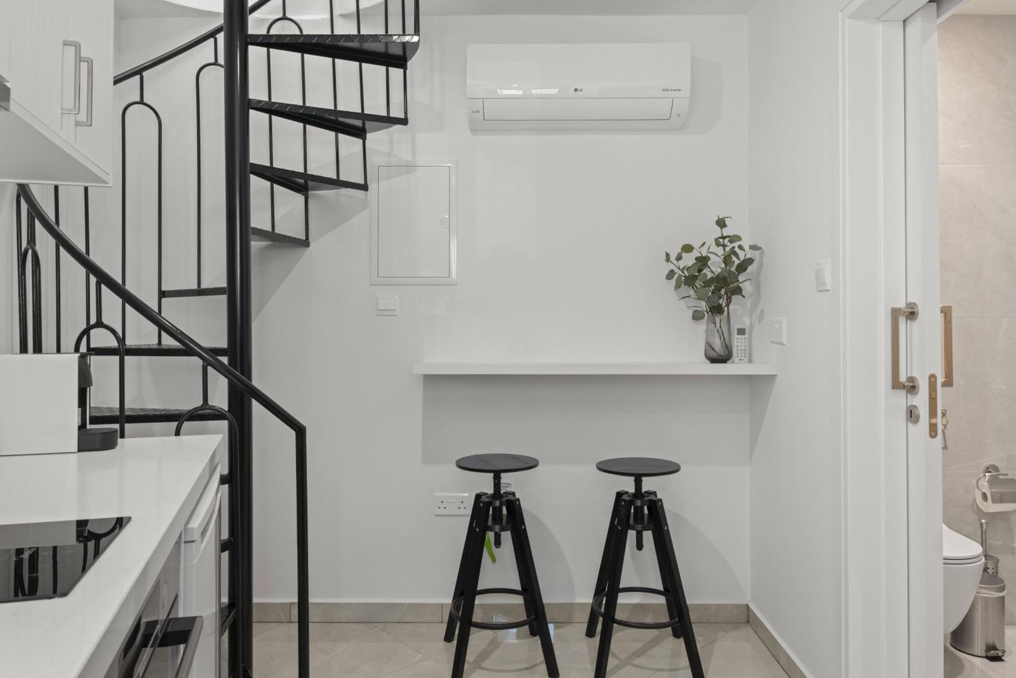 Phaedrus Living: Alkminis Seaside *
