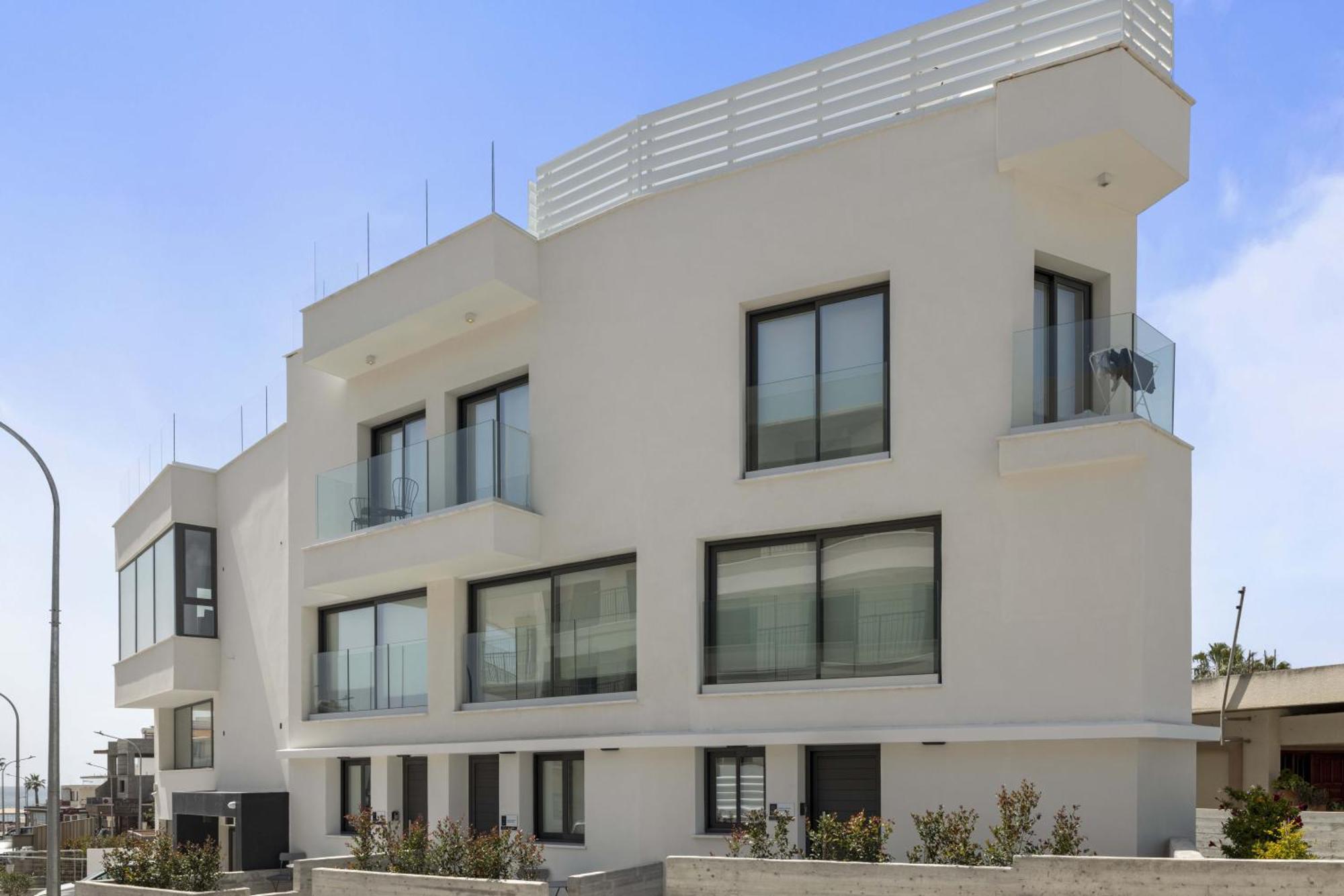Phaedrus Living: Alkminis Seaside * Paphos