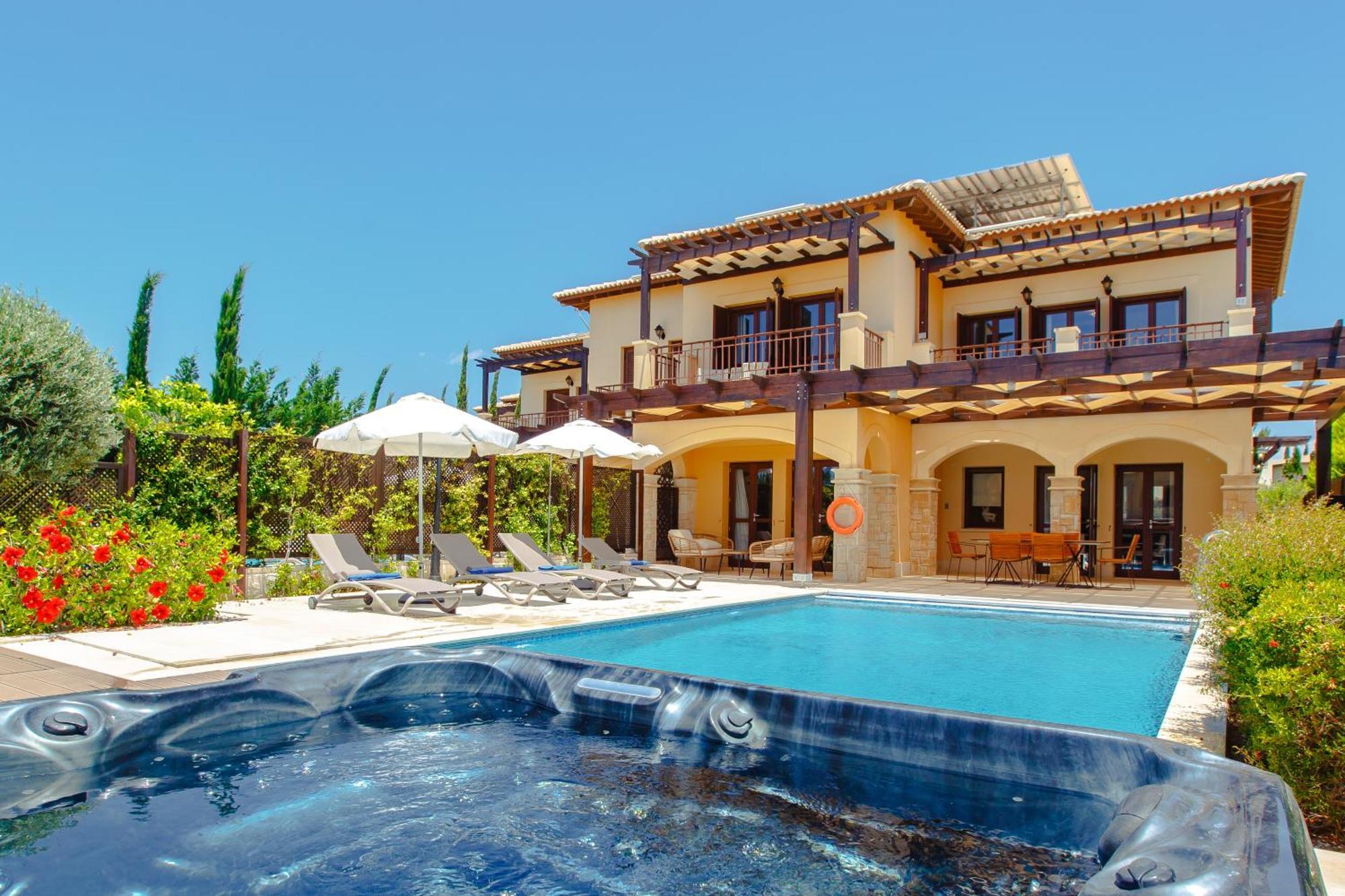 Luxury Aj 06 With Private Heated Pool Villa
