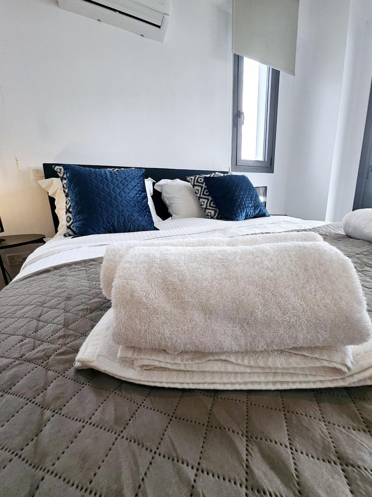 Superior Apartment, Universal Residences