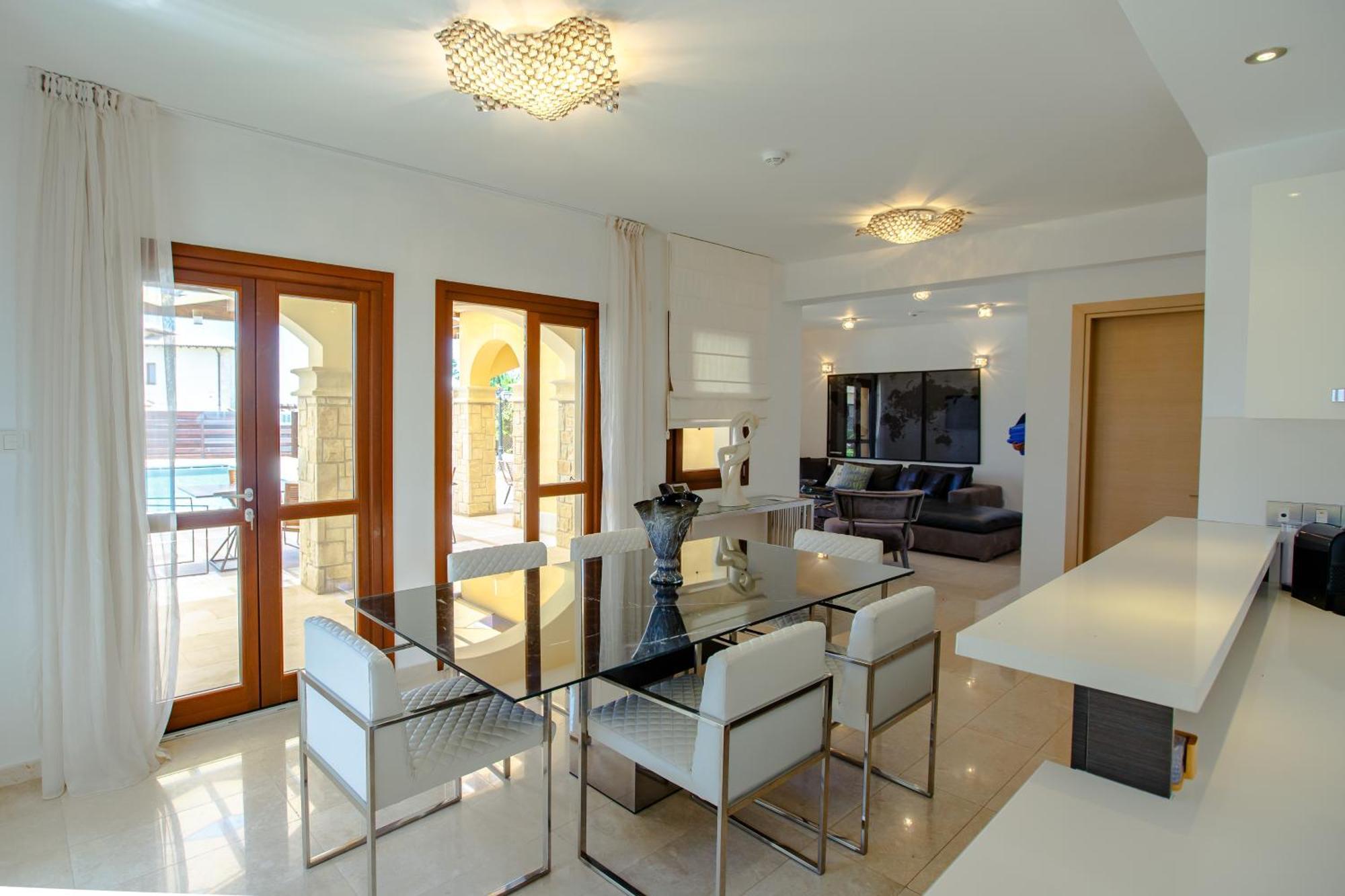 Luxury Aj 06 With Private Heated Pool Villa