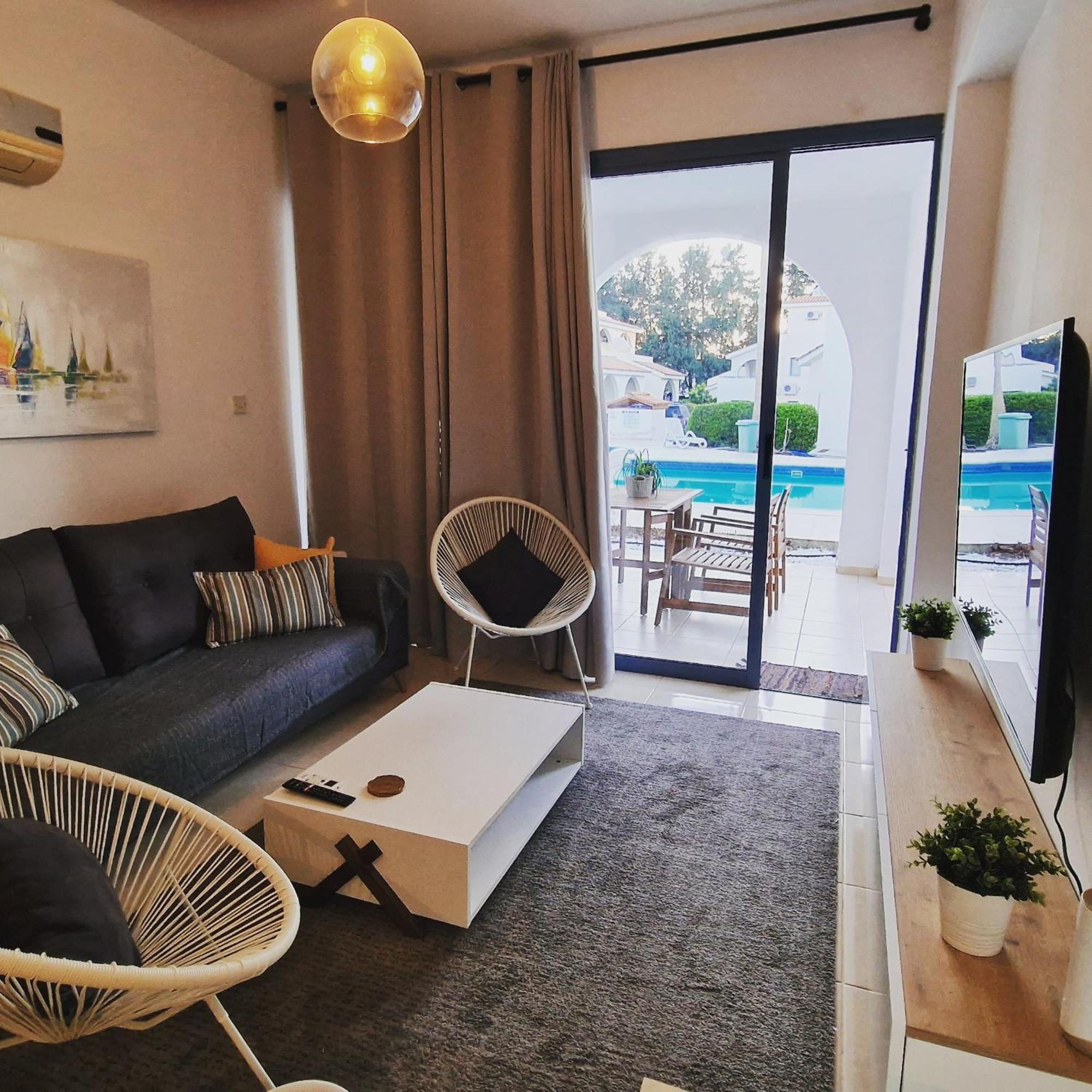 Blue Pearl With Pool In Kato Apartment Paphos