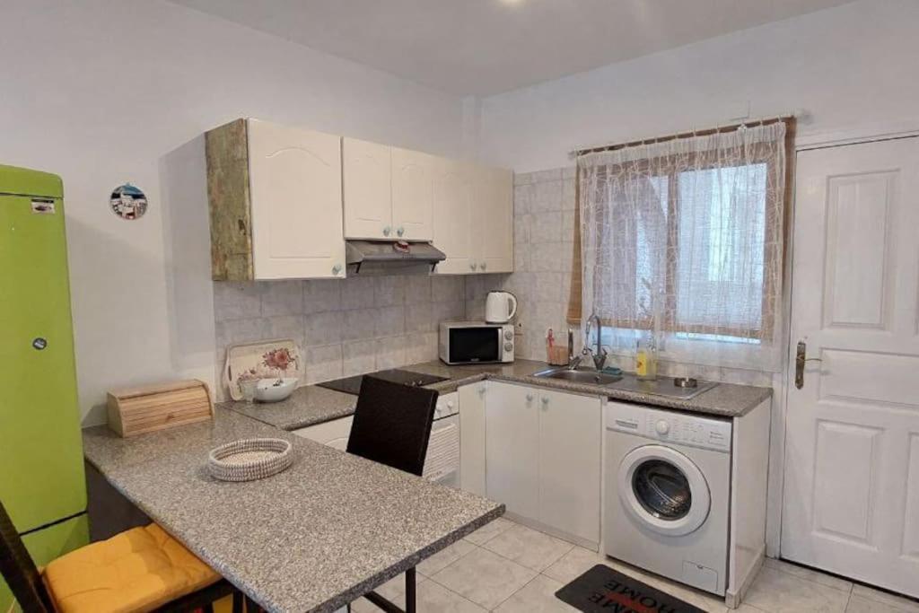 Rhodes Gardens Apartment *